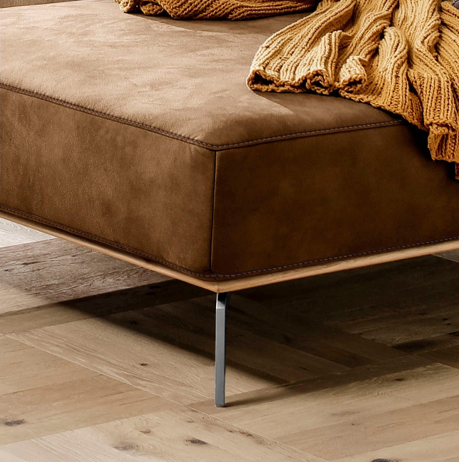 W.SCHILLIG Ecksofa »run, Designsofa, bequem, L-Form«, mit elegantem Holzsockel, Füße in Chrom glänzend, Breite 299 cm