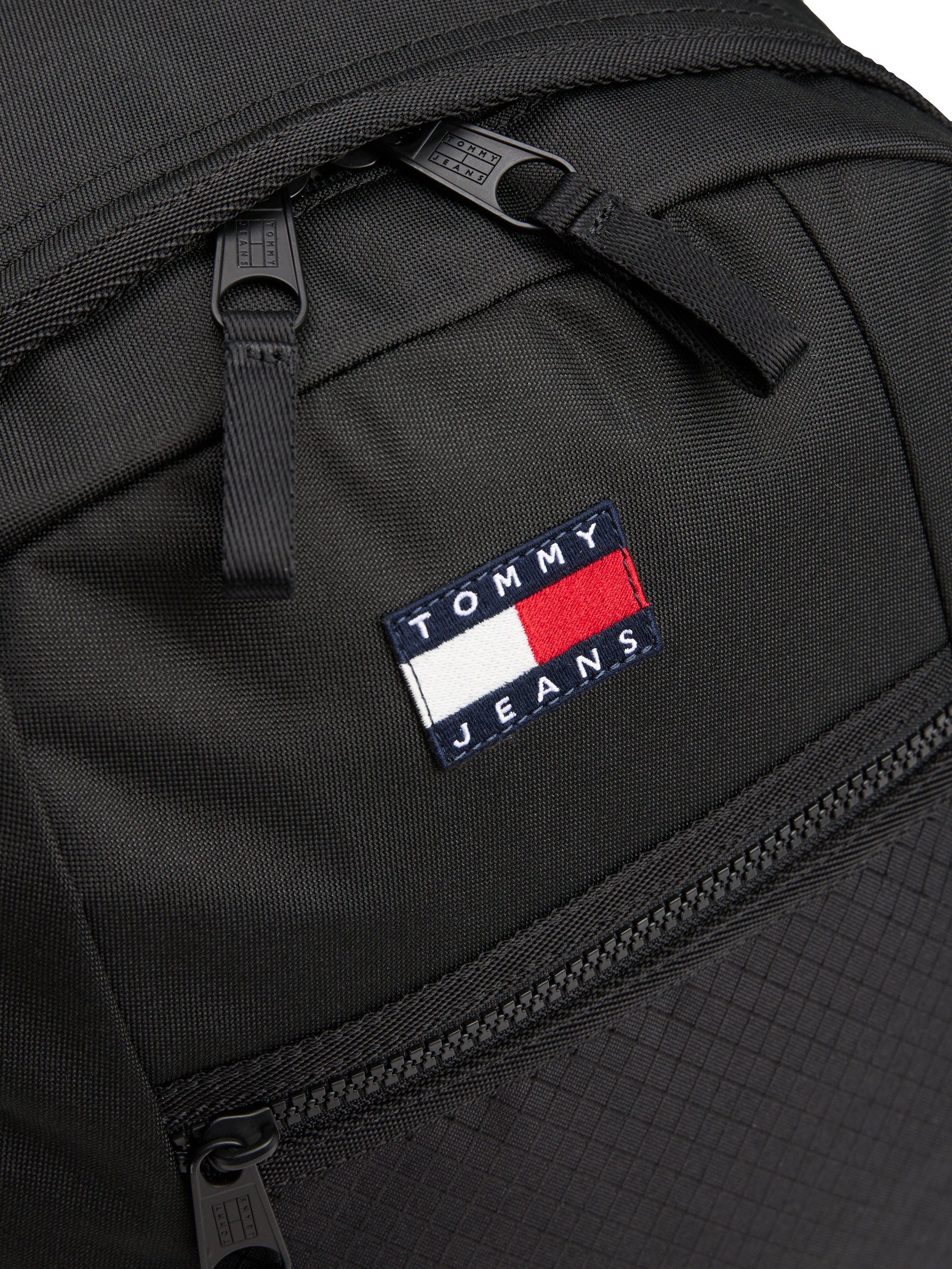 Tommy Jeans Freizeitrucksack »TJM ARCHIVE BACKPACK«, Travelrucksack, Businessrucksack mit Flaschensteckfach