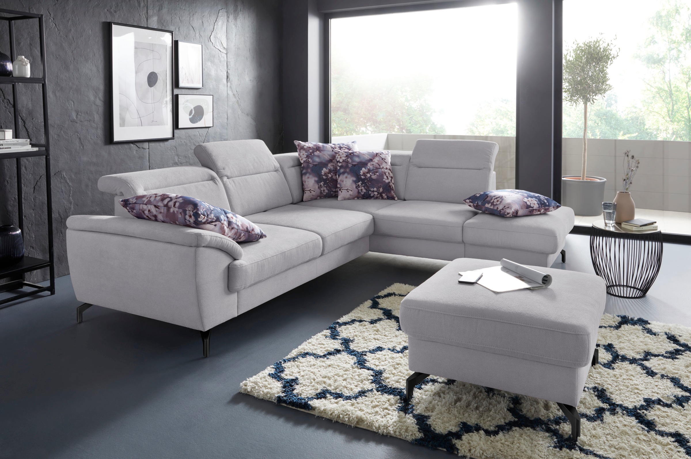 sit&more Ecksofa »Percy L-Form«, 12 cm Fußhöhe, Sitztiefenverstellung, wahlweise in 2 Fußfarben