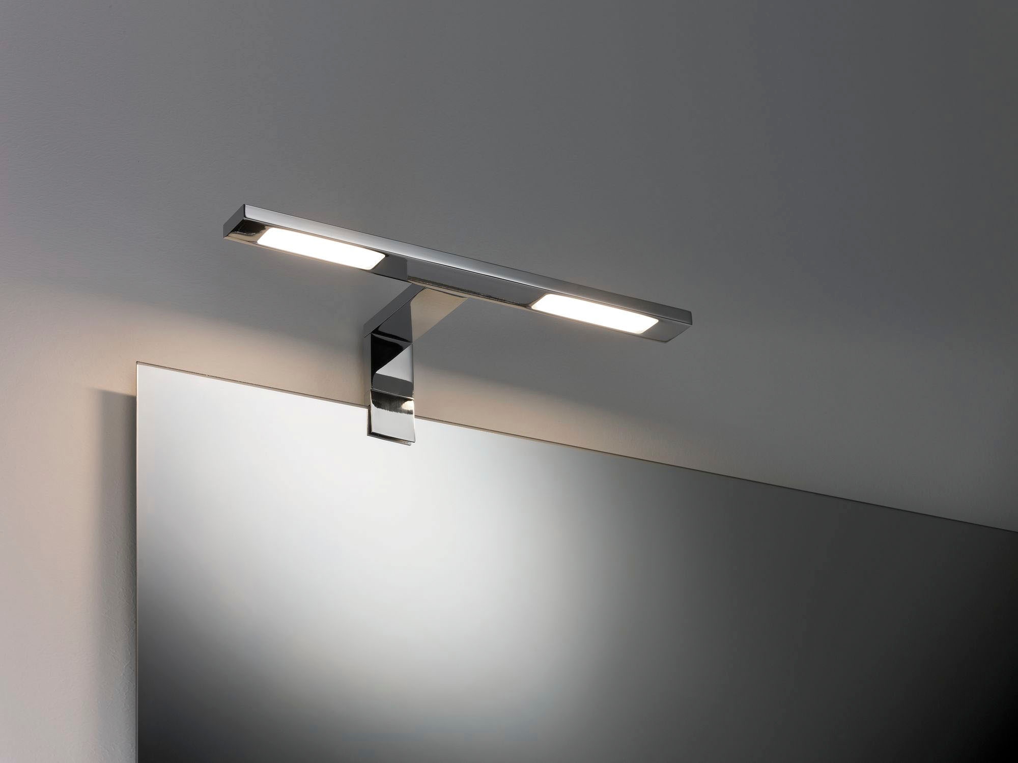 Paulmann Spiegelleuchte »LED Galeria Spiegel- und Aufschrankleuchte Double Hook 2x3,2W Chrom«, 2 flammig, LED Galeria Spiegel- und Aufschrankleuchte Double Hook 2x3,2W Chrom