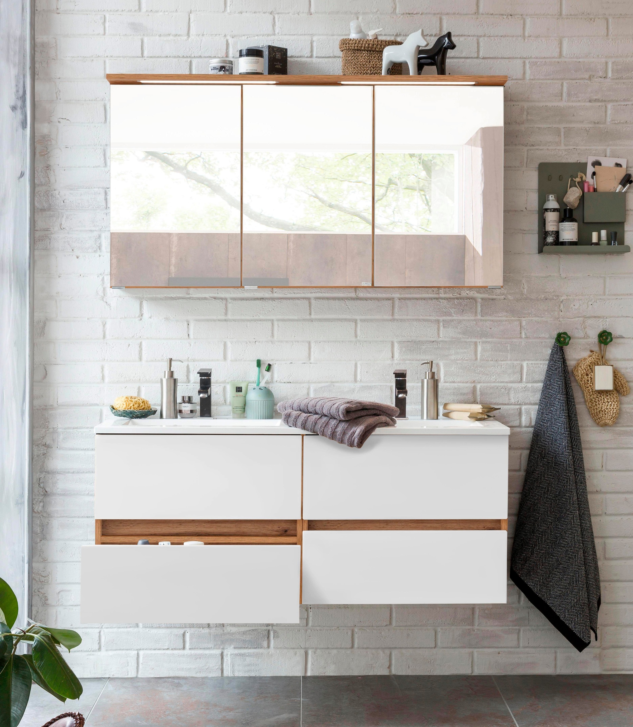 welltime Badmöbel-Set »Lucca« 2 Stk. tlg. Doppelwaschtisch, Breite 120 cm günstig online kaufen
