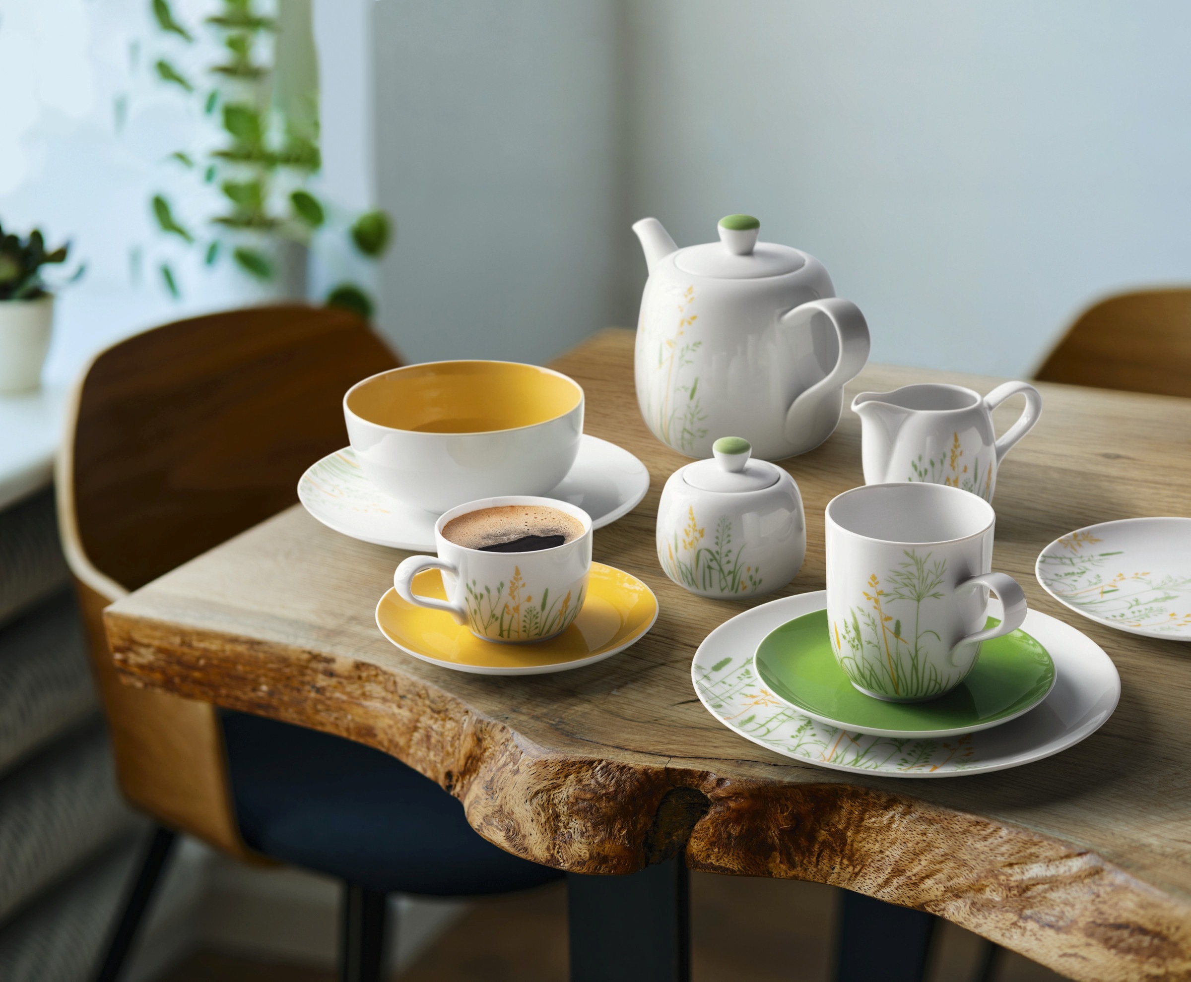 Seltmann Weiden Kaffeeservice »Geschirr-Set, 18 Teile, Liberty Meadow Grasses«, (Set, 18 tlg., 6x Kaffeeobertasse 0,26 l, 6x Kombi-Untertasse, 6x Frühstücksteller), Tassen, Untertassen, Teller, Made in Germany, 18 Teile, für 6 Personen