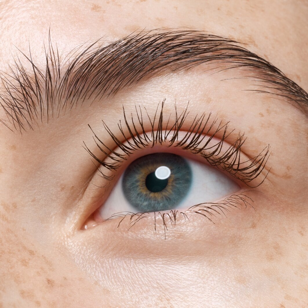 Catrice Mascara »Glam & Doll Volume Brown Mascara Waterproof«, (Set, 3 tlg.), Wasserfest und volumengebend für einen natürlichen Alltagslook!
