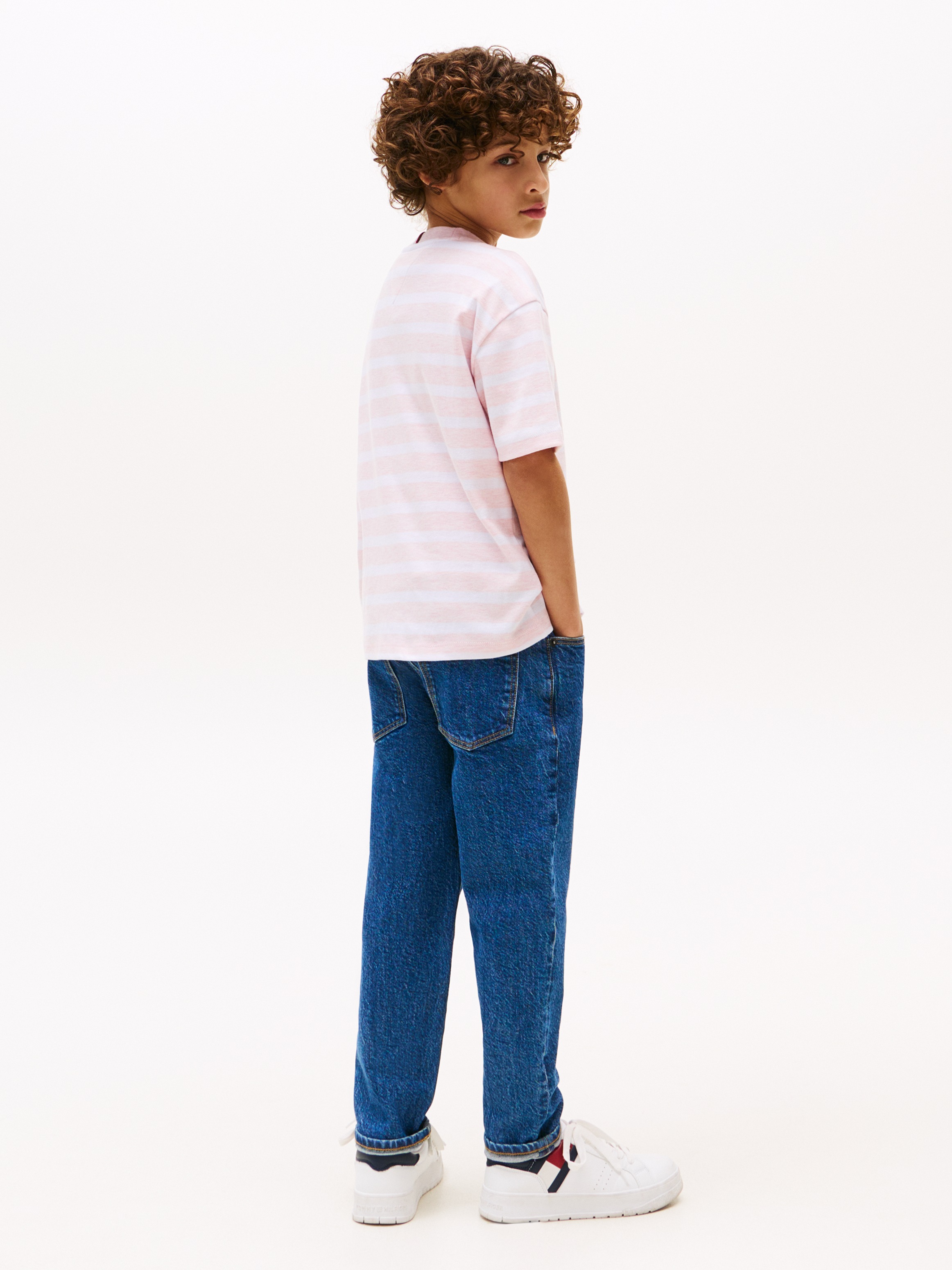 Tommy Hilfiger T-Shirt »INTERLOCK STRIPE HTR T-SHIRT SS«, für Kinder bis 16 Jahre, mit kleinem Flag-Label