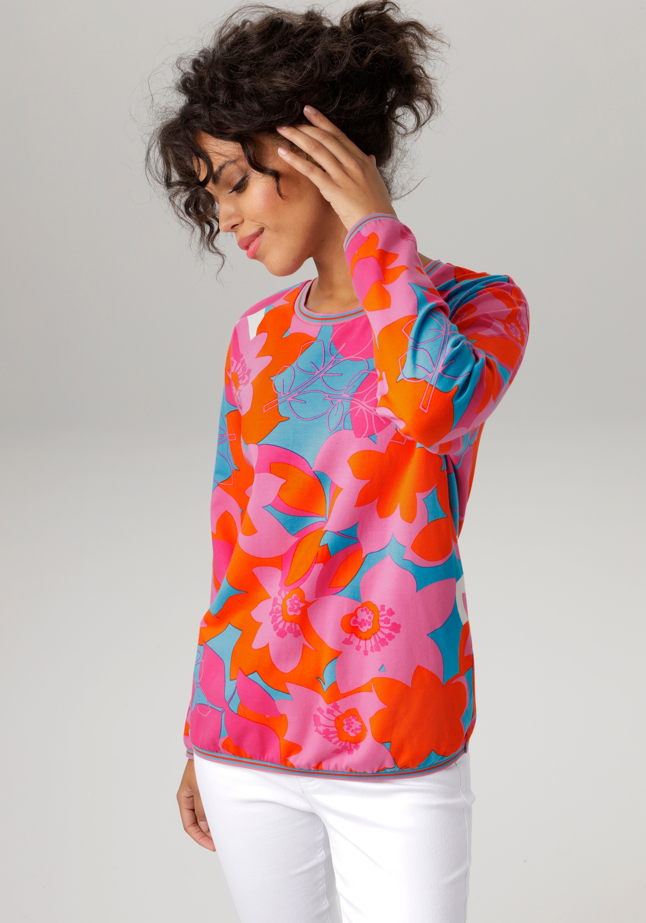 Sweatshirt, mit großflächigem, farbenfrohen Blumendruck