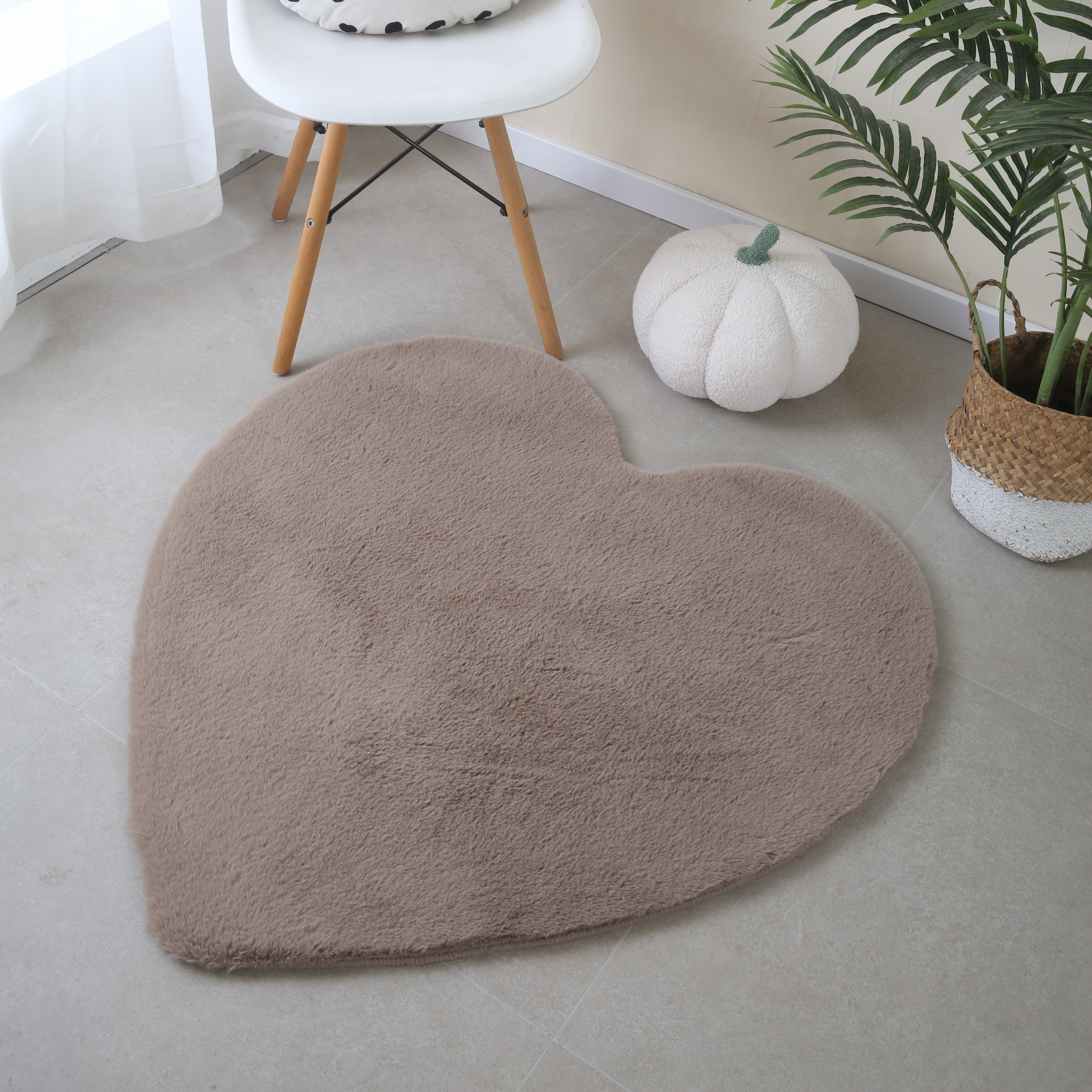 Ayyildiz Teppiche Designteppich »CATY 5304«, herzförmig, 25 mm Höhe, Besonders weich / Softflor / Kunstfell / waschbar