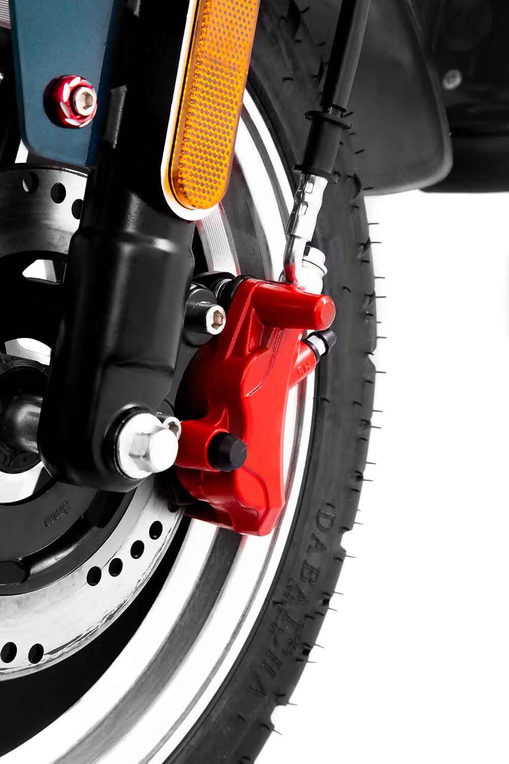 SXT Scooters E-Motorroller »SXT Grizzy«, bis zu 70 km Reichweite, mit Straßenzulassung und integr. Alarmanlage