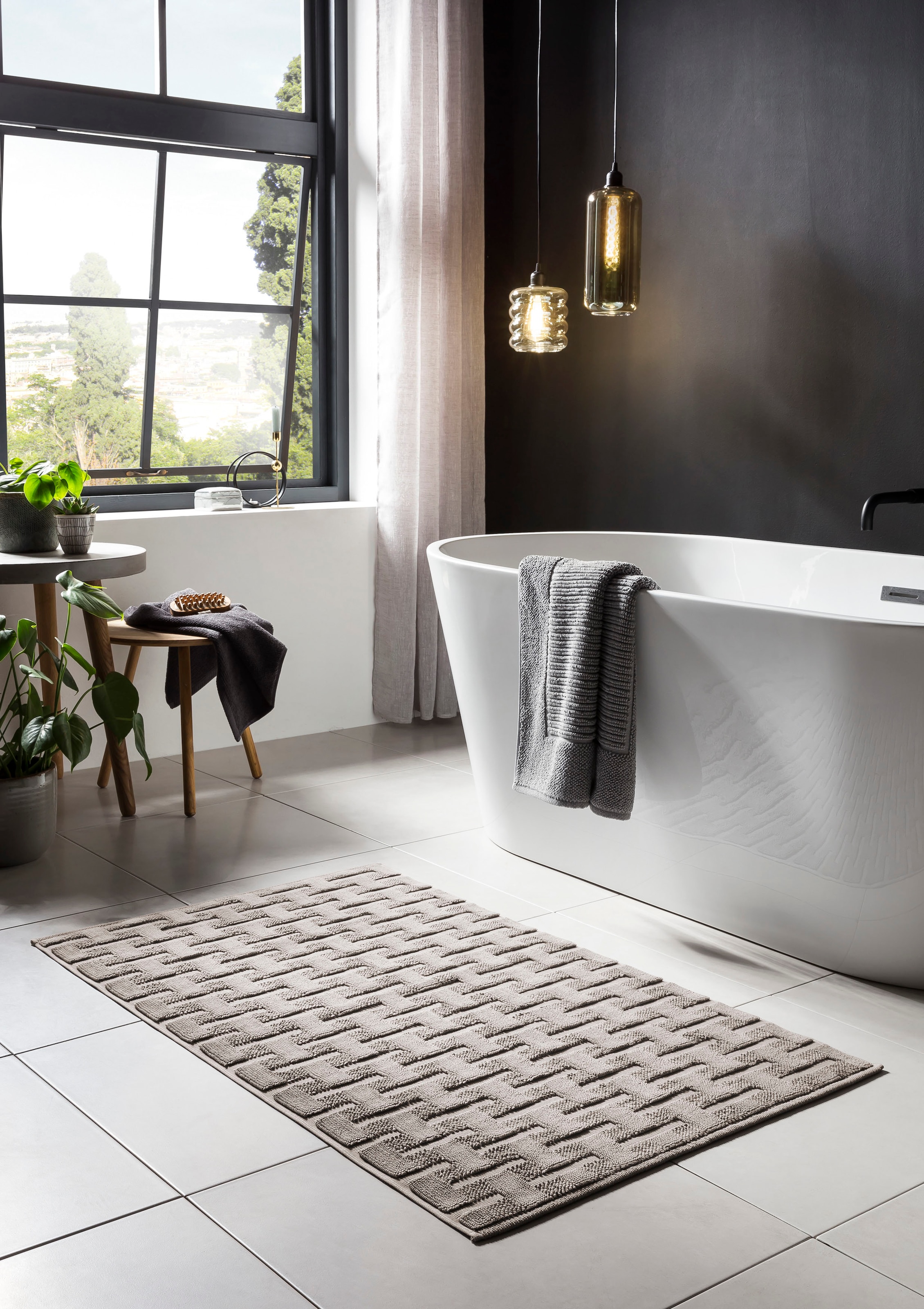 done.® Badematte »Delia«, rutschhemmend beschichtet, fußbodenheizungsgeeignet, Badteppich, Uni-Farben, Hoch-Tief Effekt, reine Baumwolle, waschbar