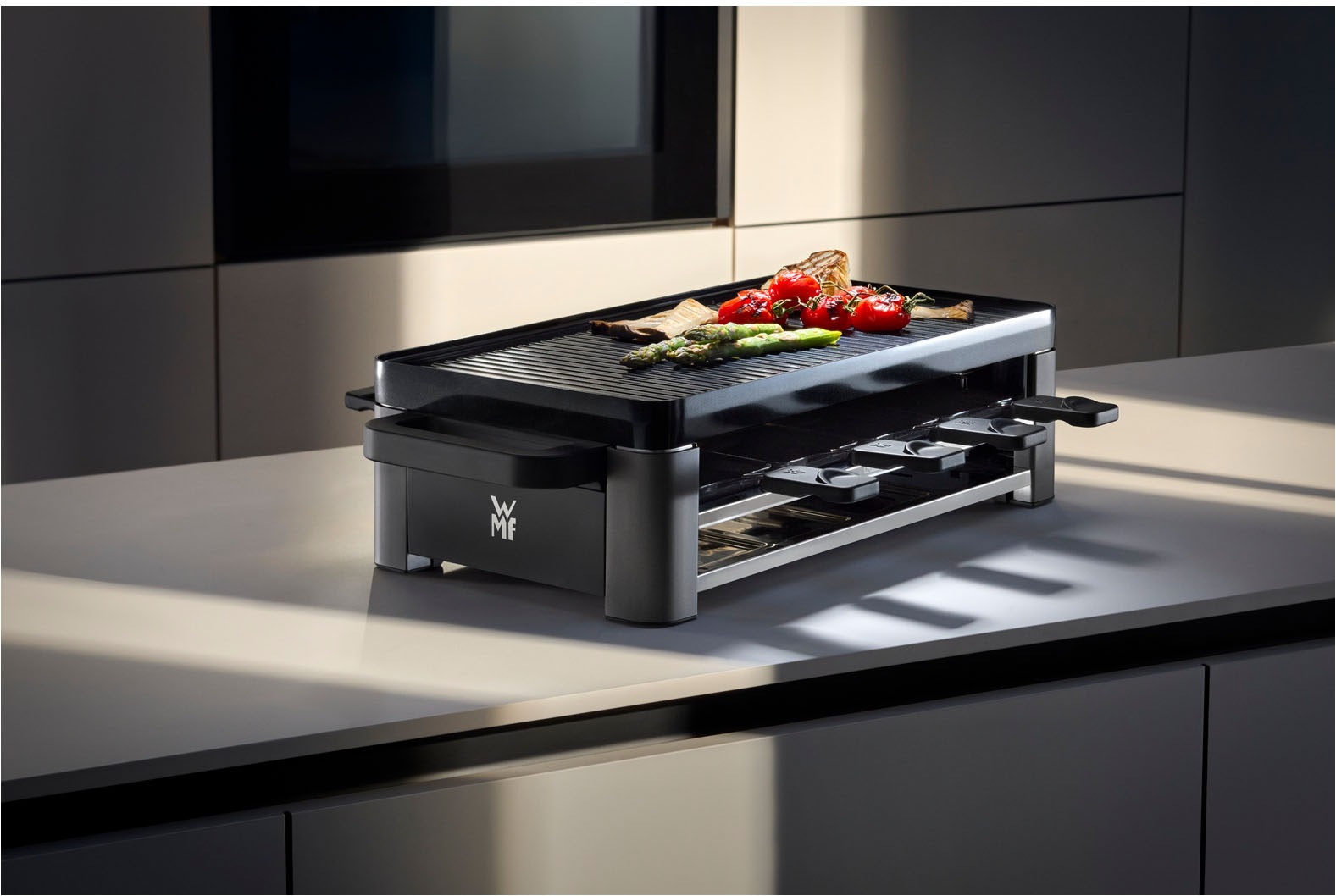 WMF Raclette »Master«, 8 St. Raclettepfännchen, 1500 W, indirekte LED-Beleuchtung, Keramikbeschichtung, 8 Pfännchen, 1500 W