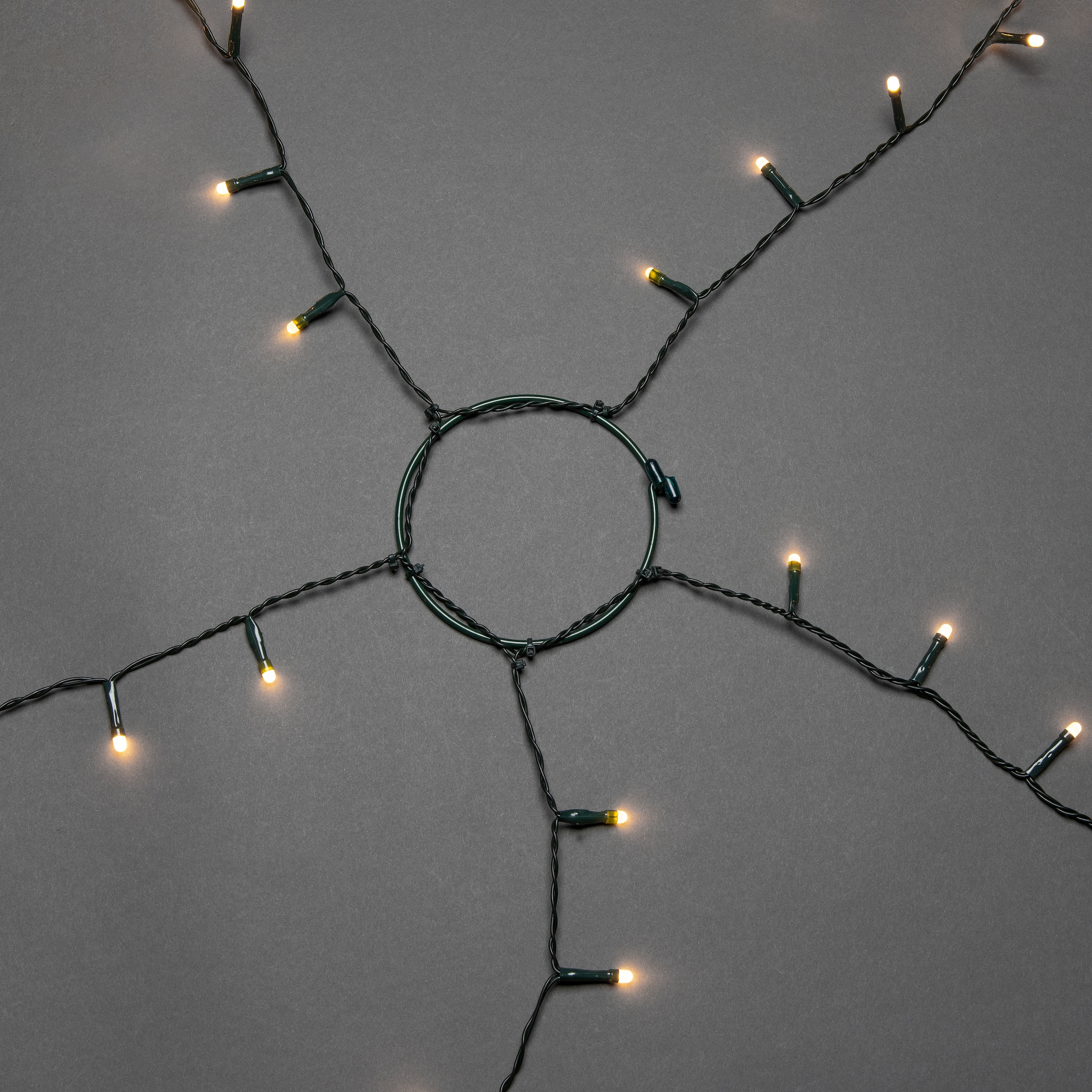 KONSTSMIDE LED-Baummantel »Weihnachtsdeko, Christbaumschmuck«, 250  St.-flammig, LED Lichterkette mit Ring Ø 11, 5 Stränge à 50 Dioden,  gefrostet online kaufen