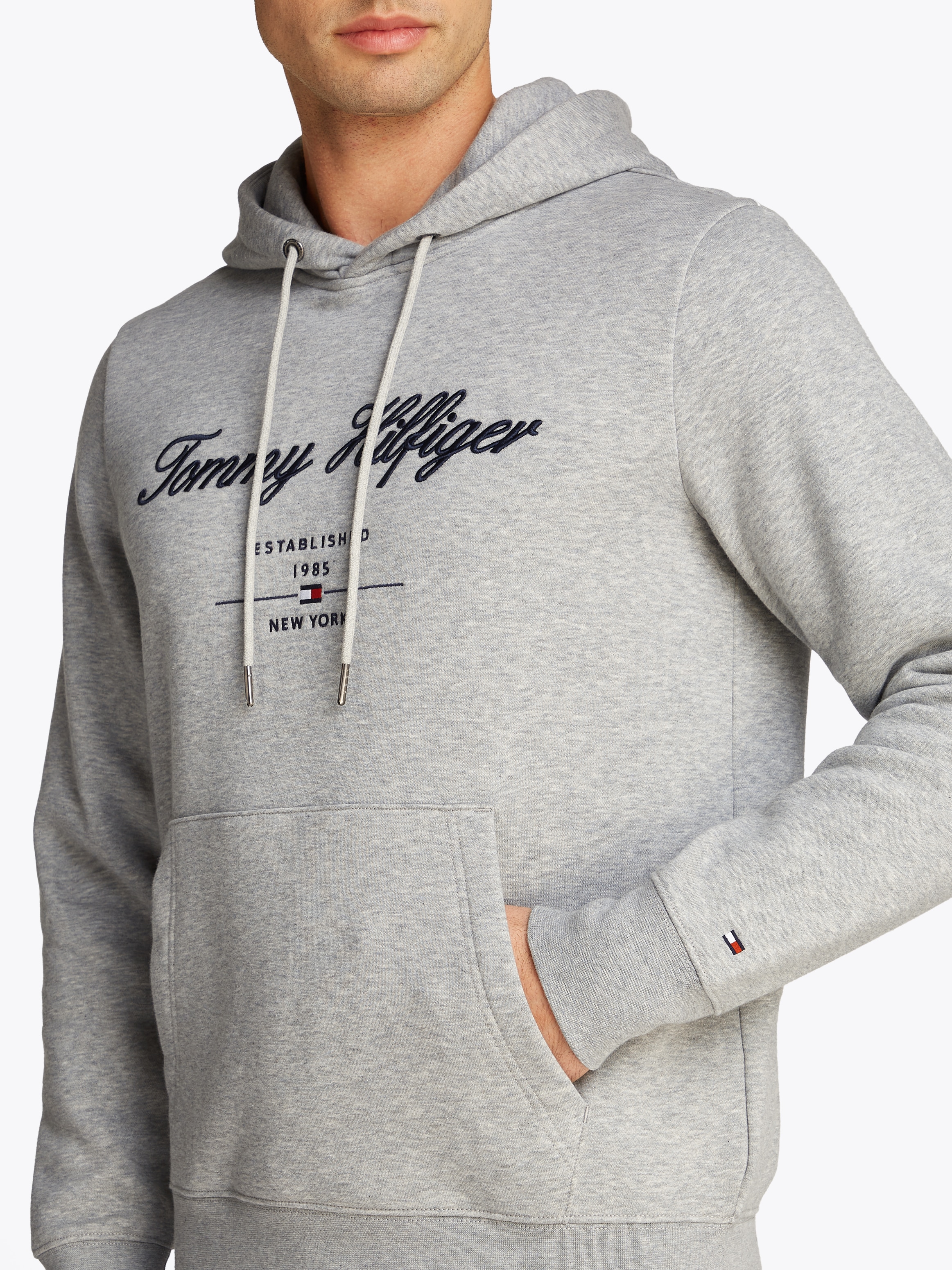 Tommy Hilfiger Hoodie »SCRIPT LOGO HOODY«, mit aufgesticktem Logo
