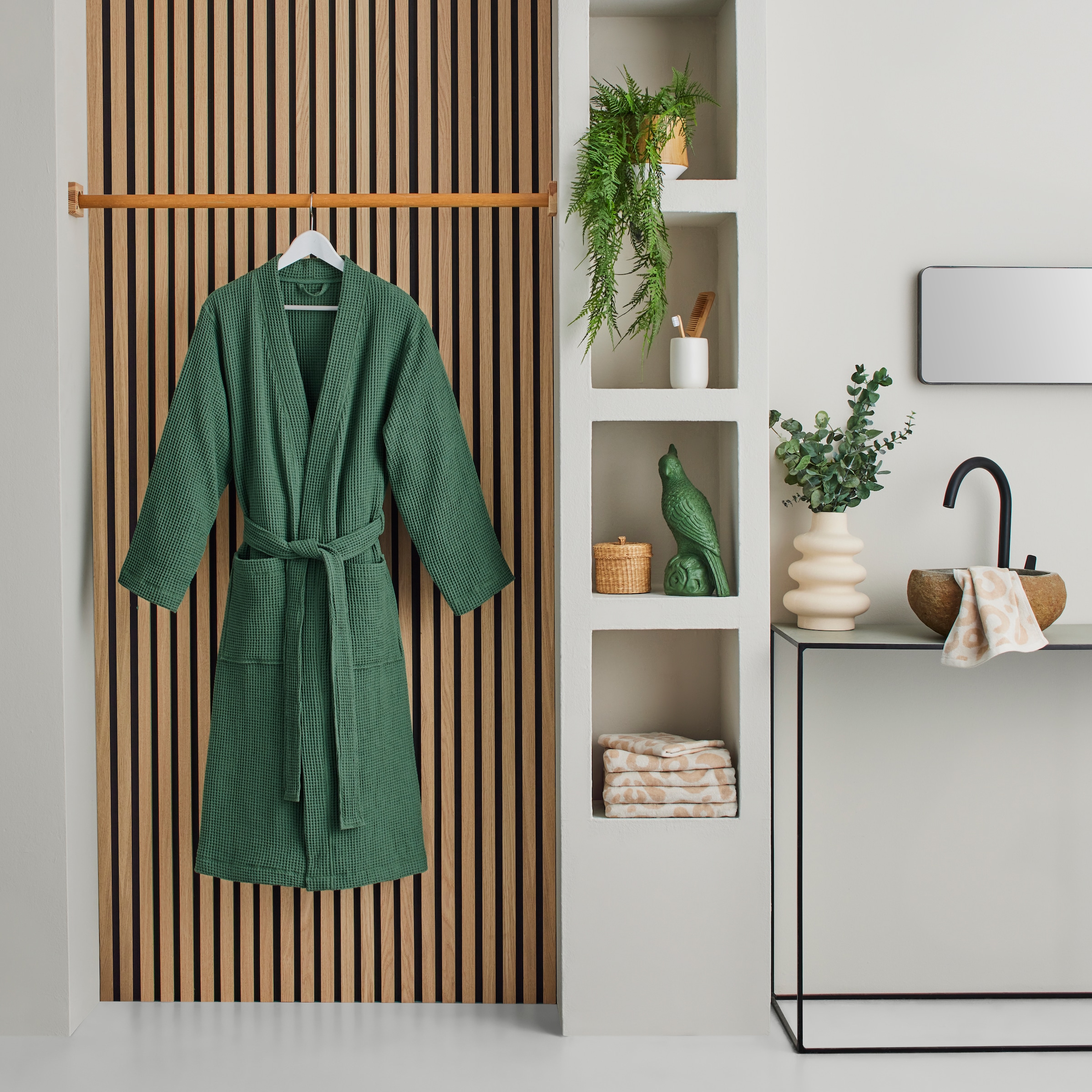 my home Unisex-Bademantel »Inga, Waffelpiqué, leicht, ideal für Sauna & Spa, Hotelbademantel« 1 Stk. kleines Packmaß, Taschen, Damen & Herren, S-3XL, Morgenmantel