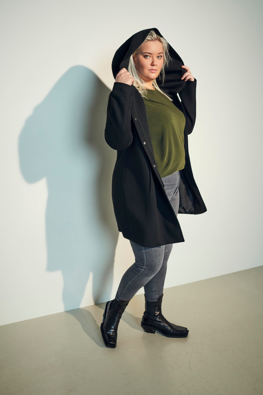 ONLY CARMAKOMA Langjacke »CARSEDONA LIGHT COAT OTW«, mit Kapuze, mit Kapuze