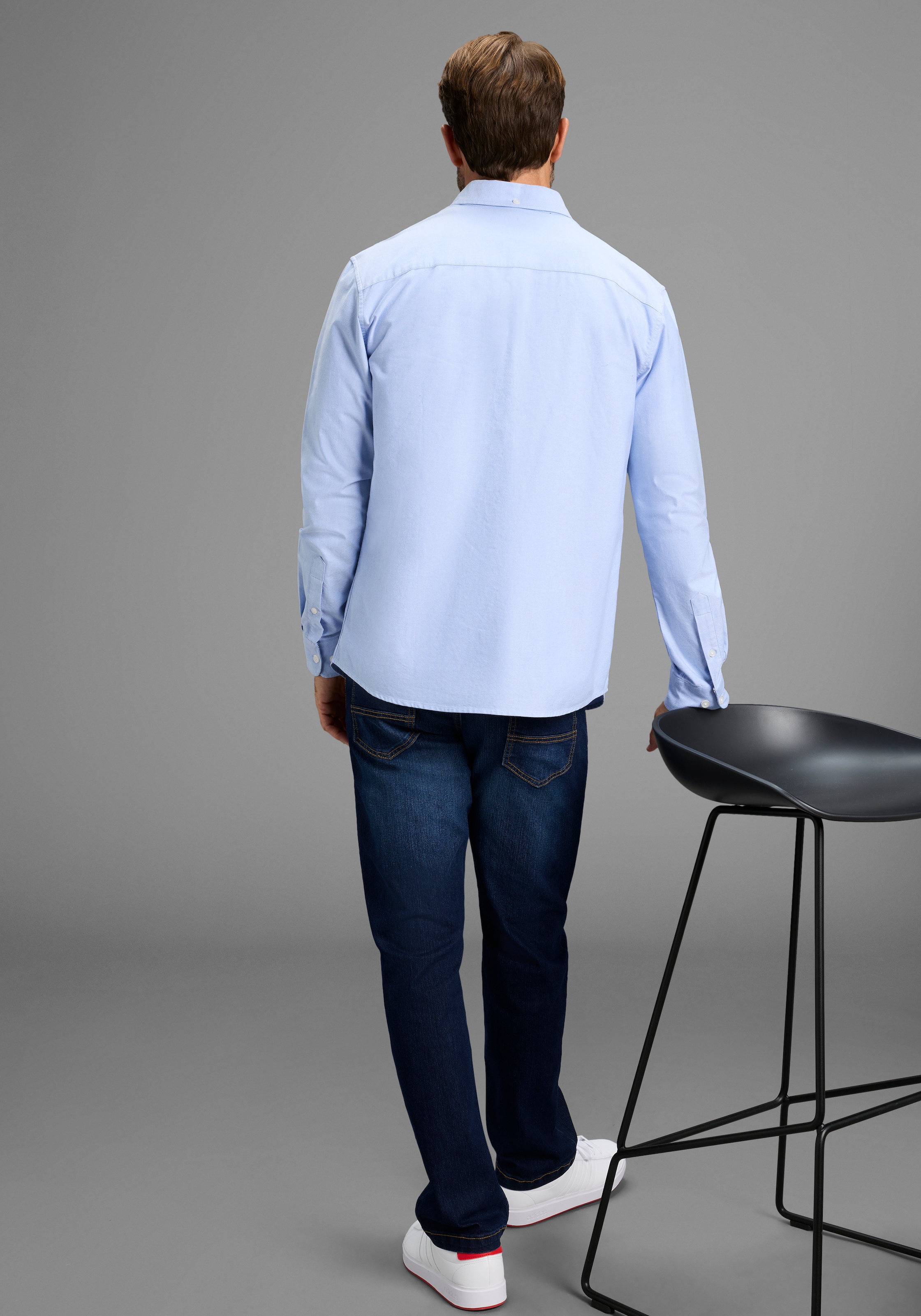 Arizona Straight-Jeans gerader Schnitt, normale Leibhöhe, mit Knopf- und Reißverschluss