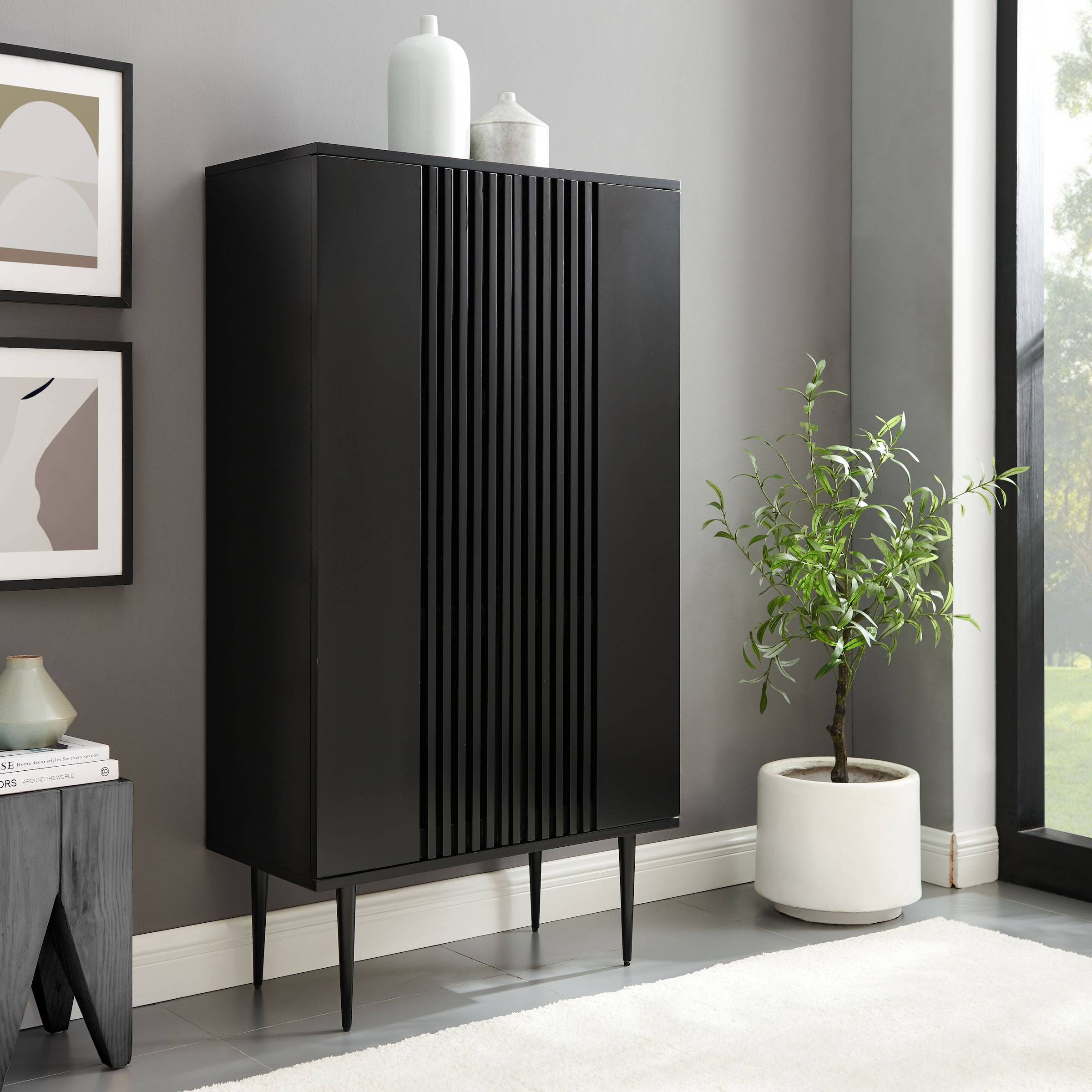 Places of Style Kommode »Saltaire«, In modernem Design, Ganzmetall-Scharniere