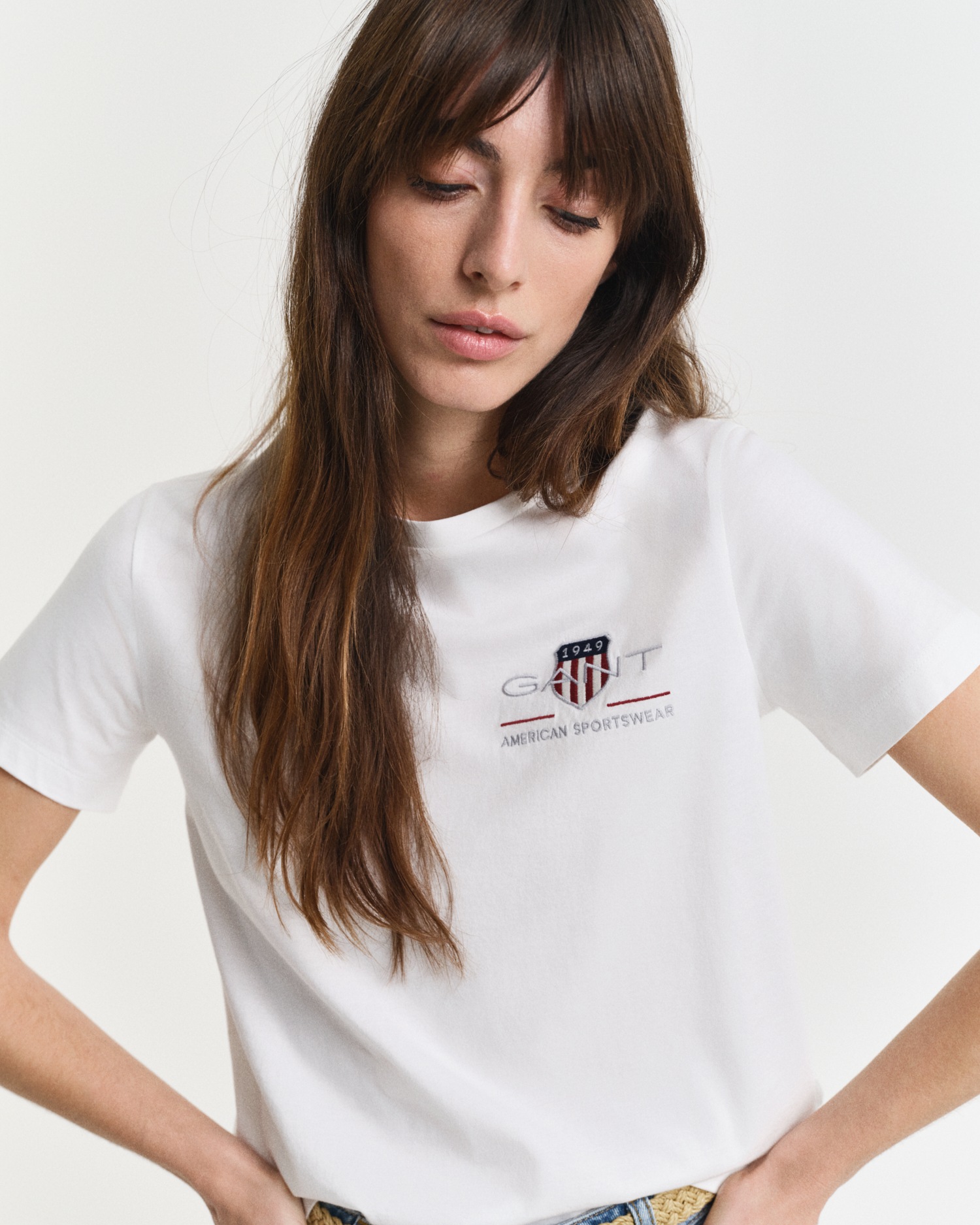 Gant T-Shirt »REG ARCHIVE SHIELD SS T-SHIRT« Stickerei, Rundhals,