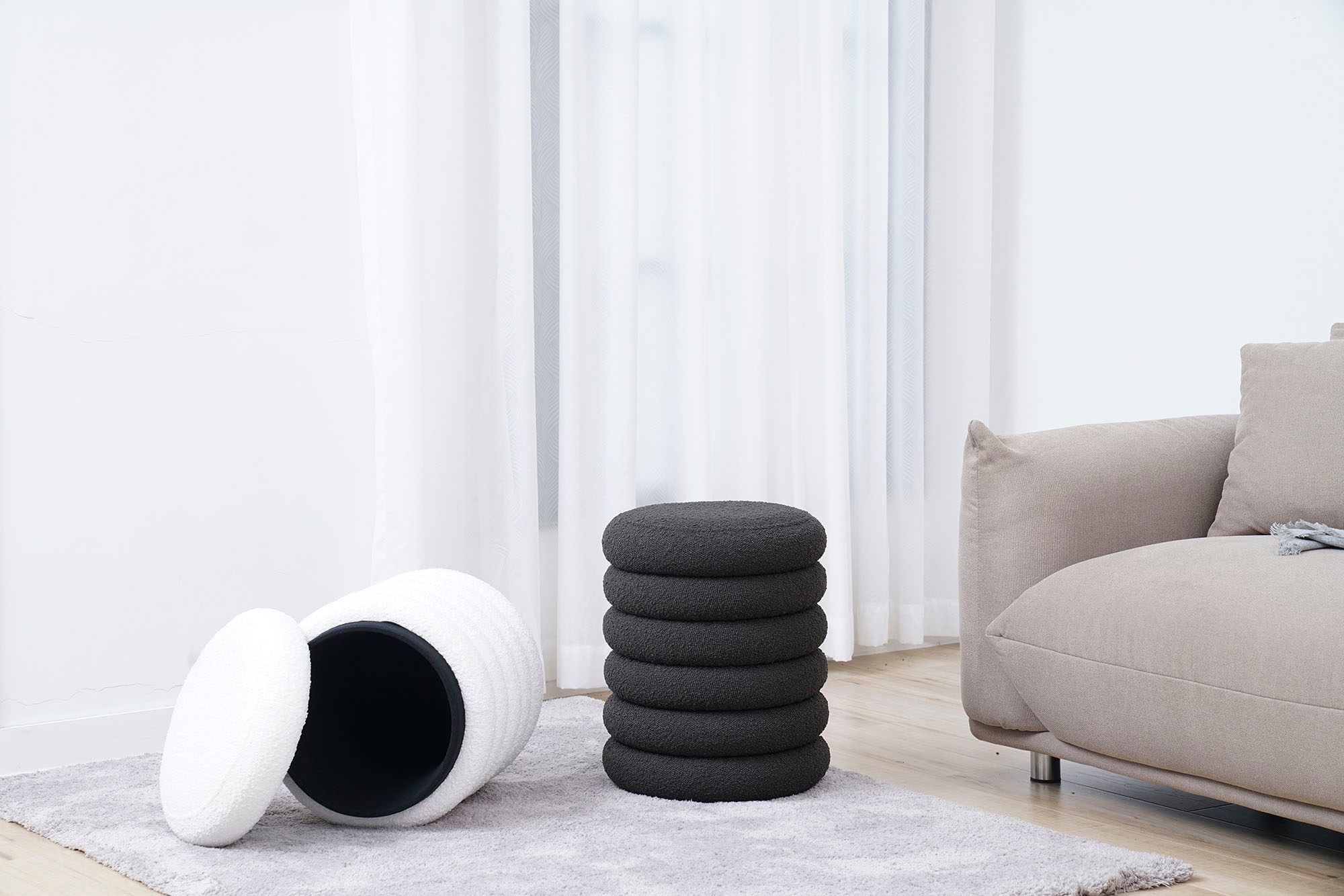 SalesFever Polsterhocker »Komfortabler Hocker mit Stil« Praktischer Staurau günstig online kaufen