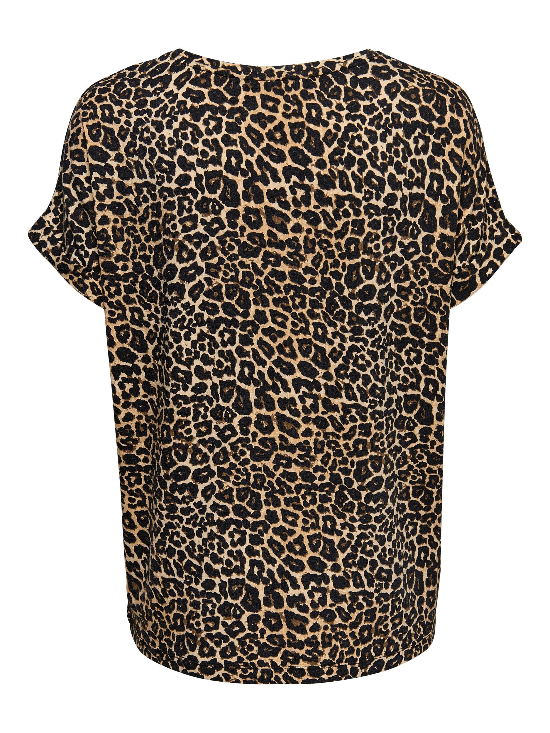 ONLY Kurzarmshirt »ONLMOSTER – Shirt mit Animal-Print und lockerem Schnitt« animal-print, modisch, loose fit, Viskosemischung, Rundhals