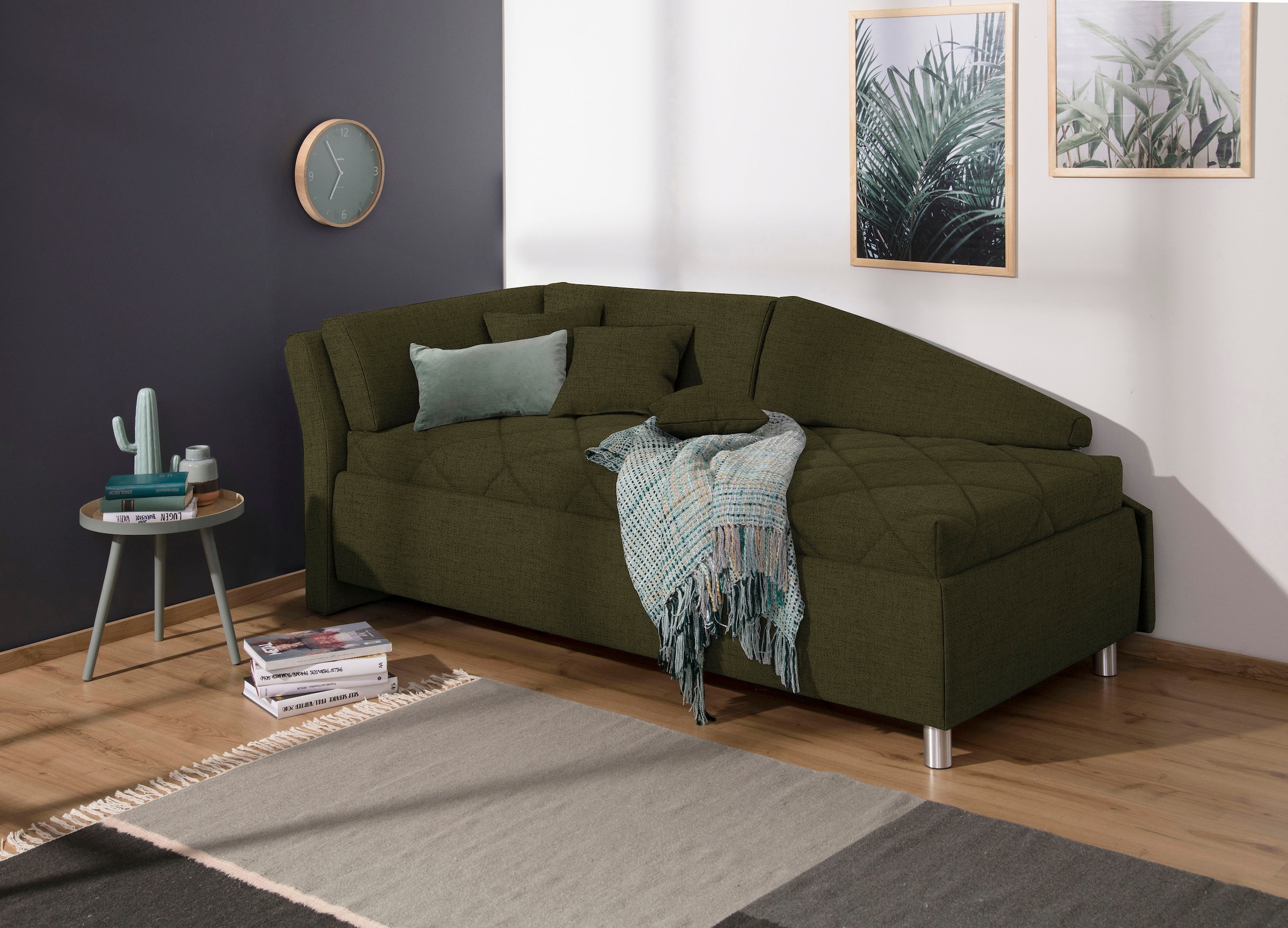 alina Schlafsofa »Lindsay«, Bettkasten, Zierkissen-Set aus: 2 Stk. 40x40cm, 1 Stk. 30x30cm
