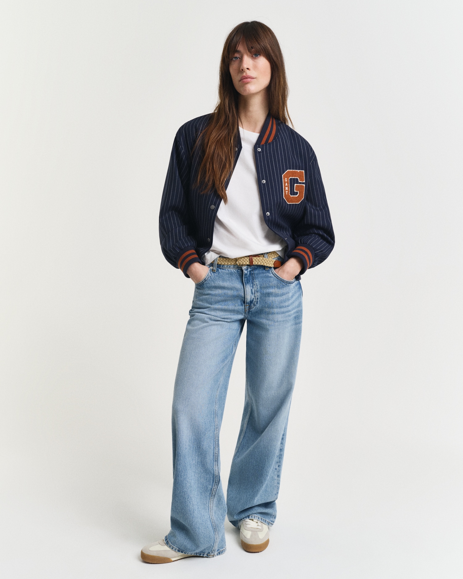 Gant T-Shirt »REG ARCHIVE SHIELD SS T-SHIRT« Stickerei, Rundhals,