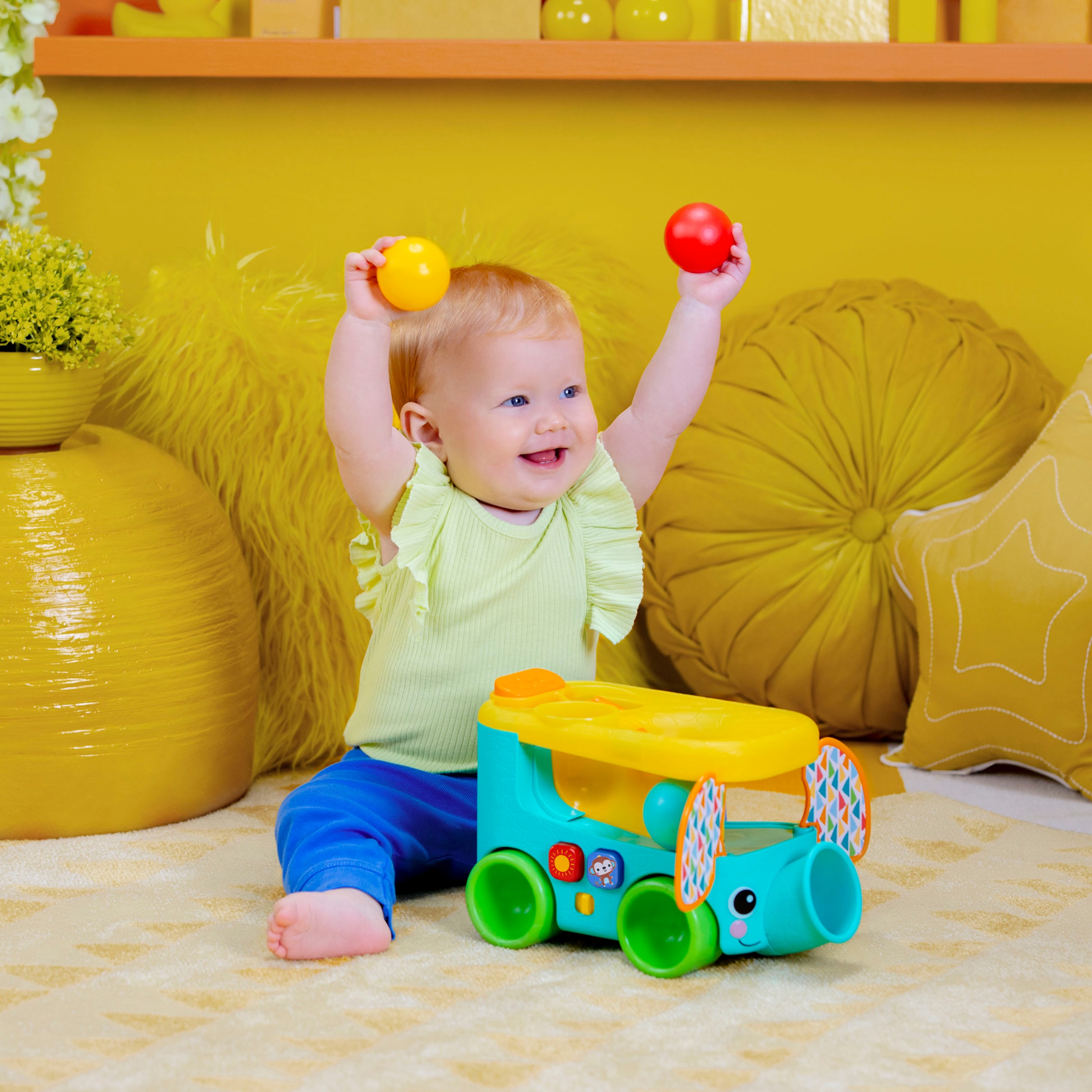 Bright Starts Lernspielzeug »Pop & Roll Safari Bus Ball Play Toy«, mit Licht und Sound