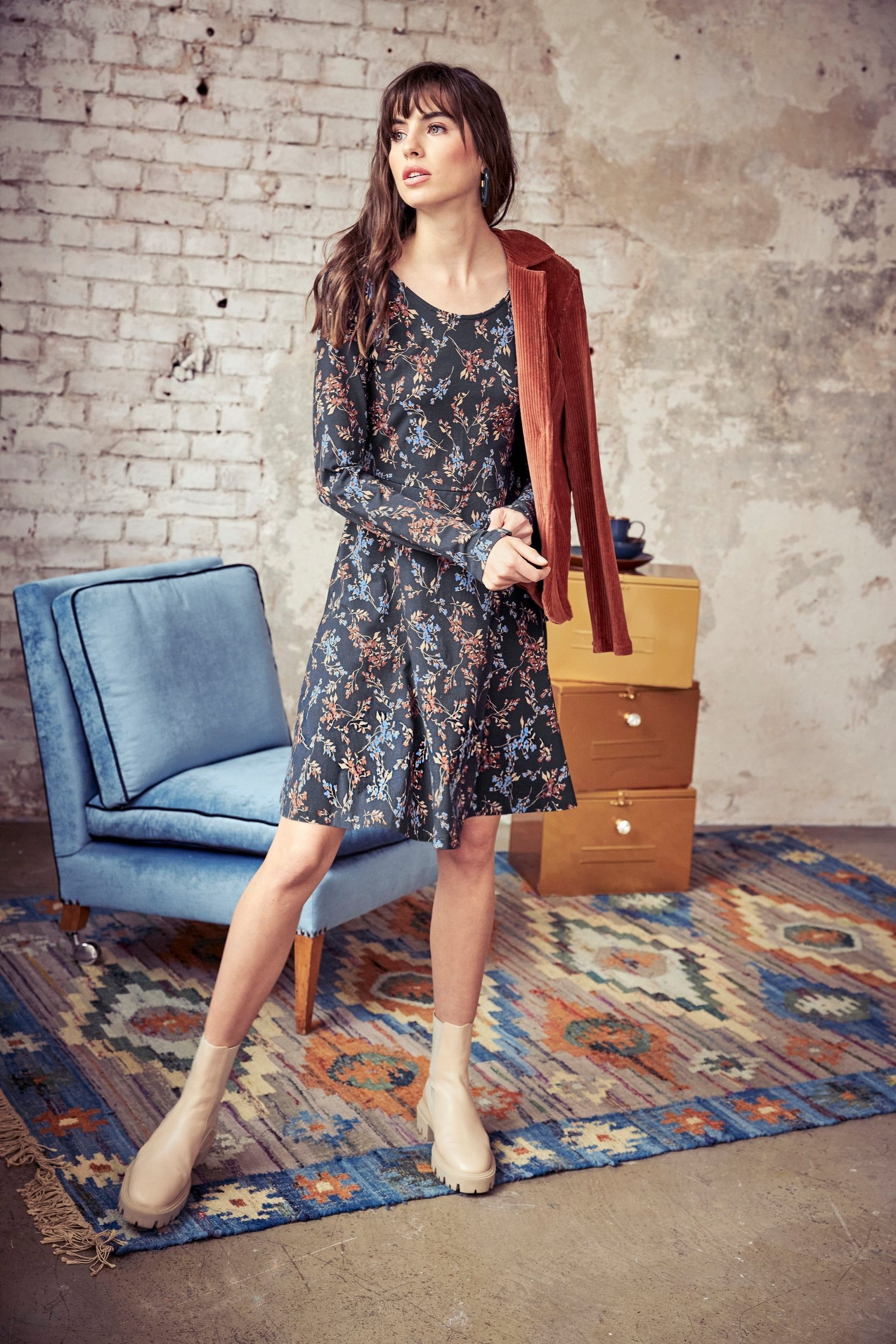 Aniston CASUAL Jerseykleid, mit Online-Shop harmonischem bestellen Blumendruck im