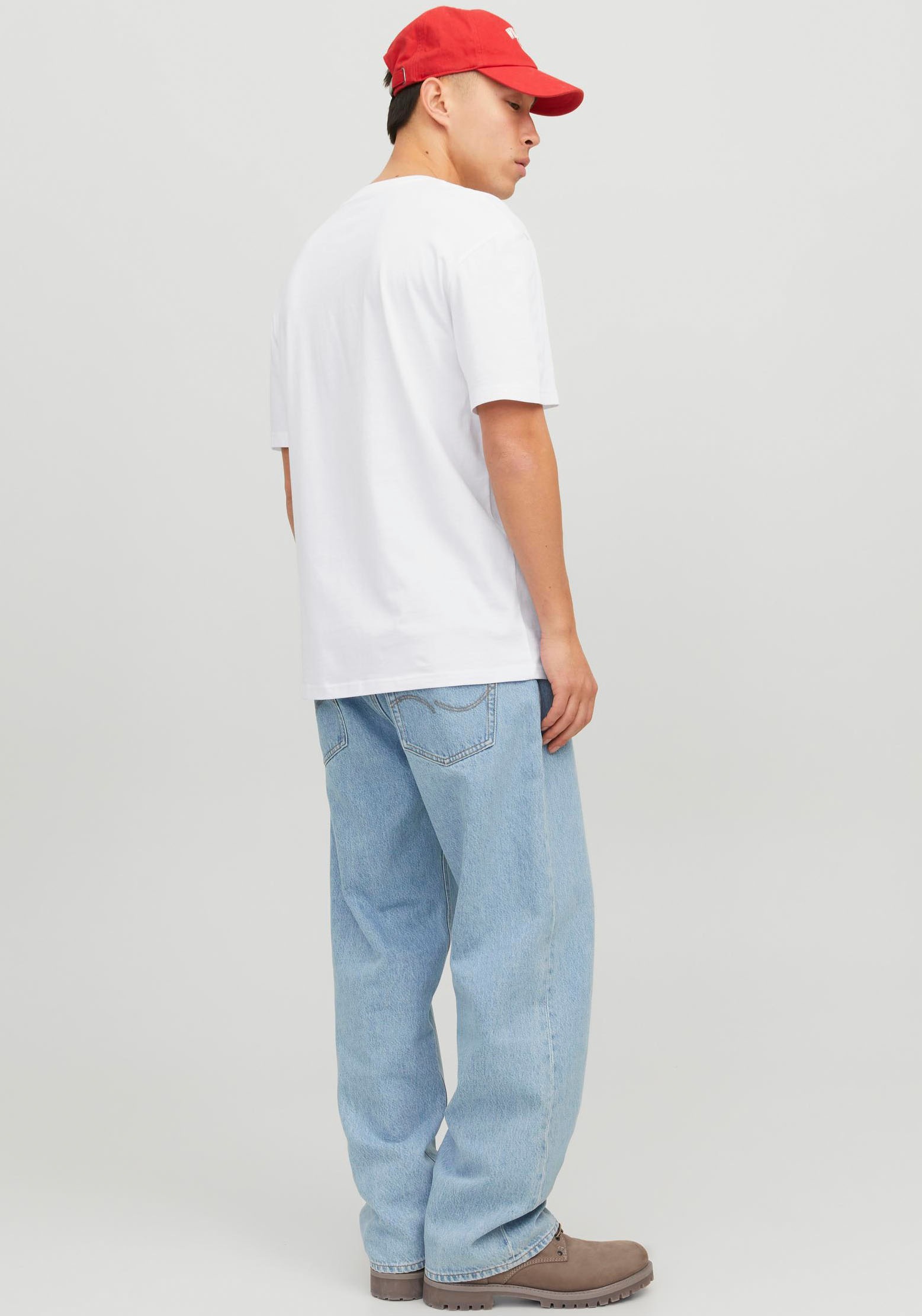 Jack & Jones Rundhalsshirt »JJESTAR JJ TEE SS NOOS«, mit Logo Schriftzug