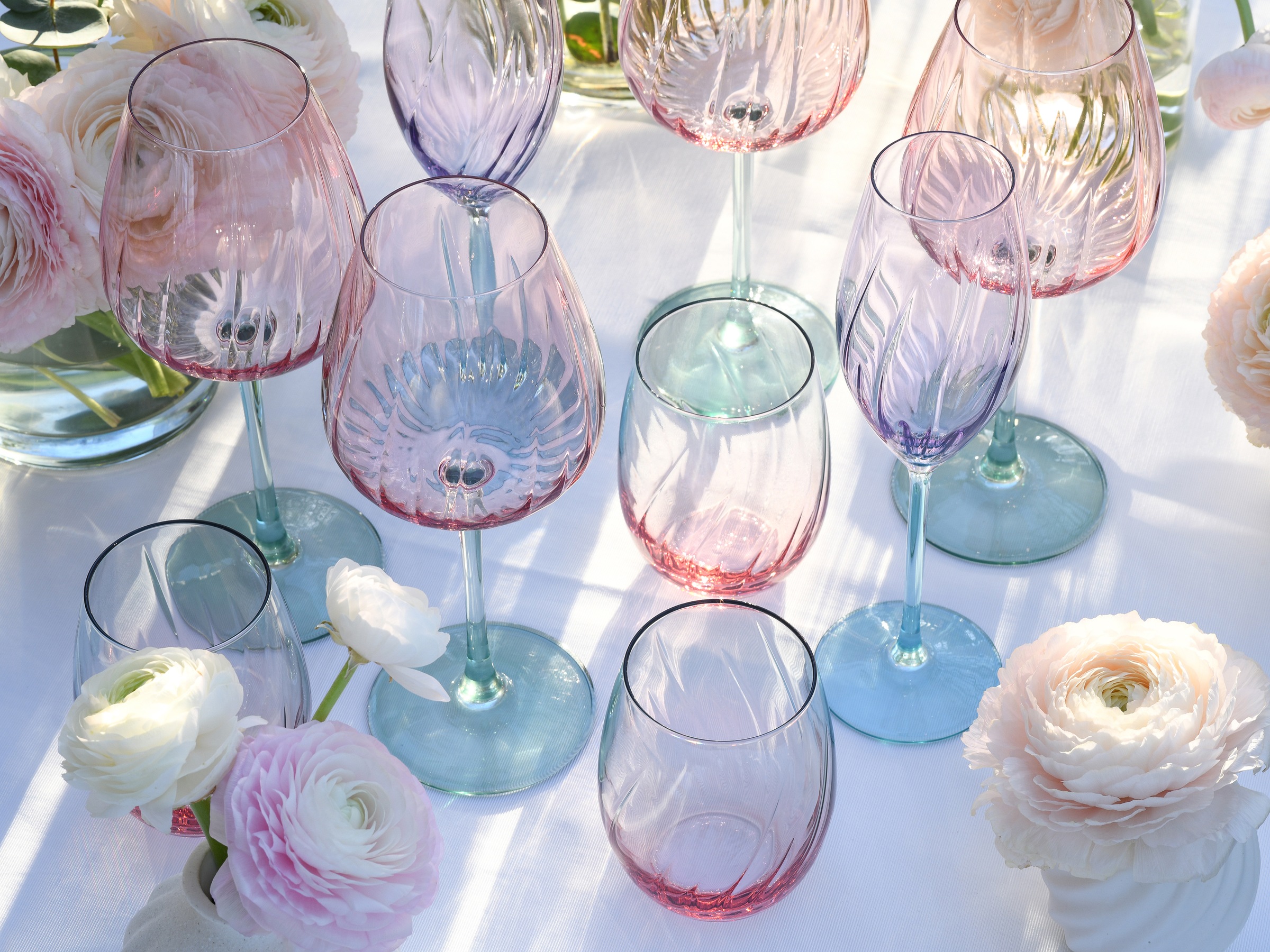 CreaTable Weinglas »Swirly Spring, Weingläser-Set, 4-tlg.«, (Set, 4 tlg.), Rillen Relief, Modern, Sommerlich, Leicht