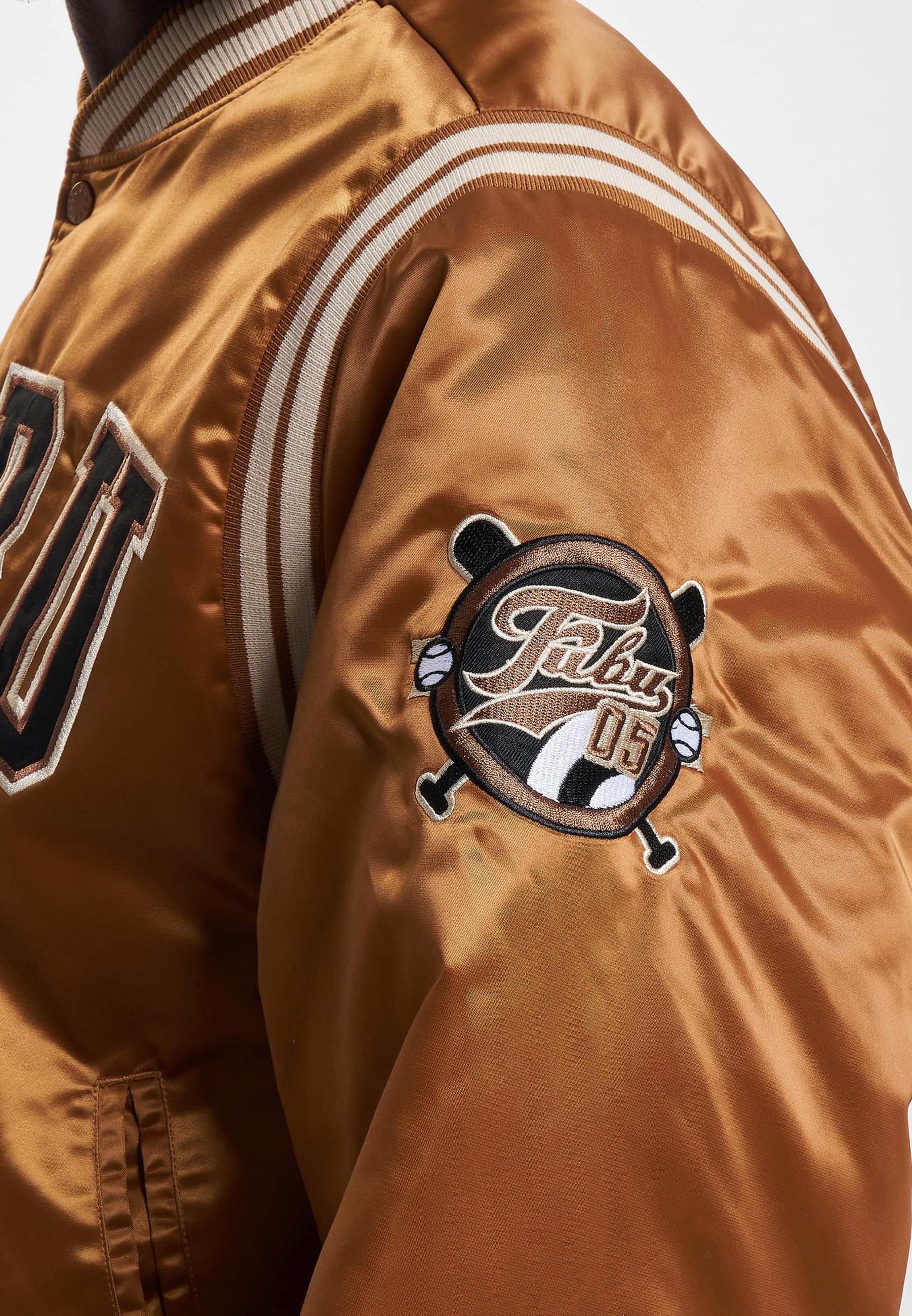 Fubu Bomberjacke »Fubu Herren FM233-001-1 FUBU College Satin Varsity Jacket« 1 Stk. tlg. ohne Kapuze