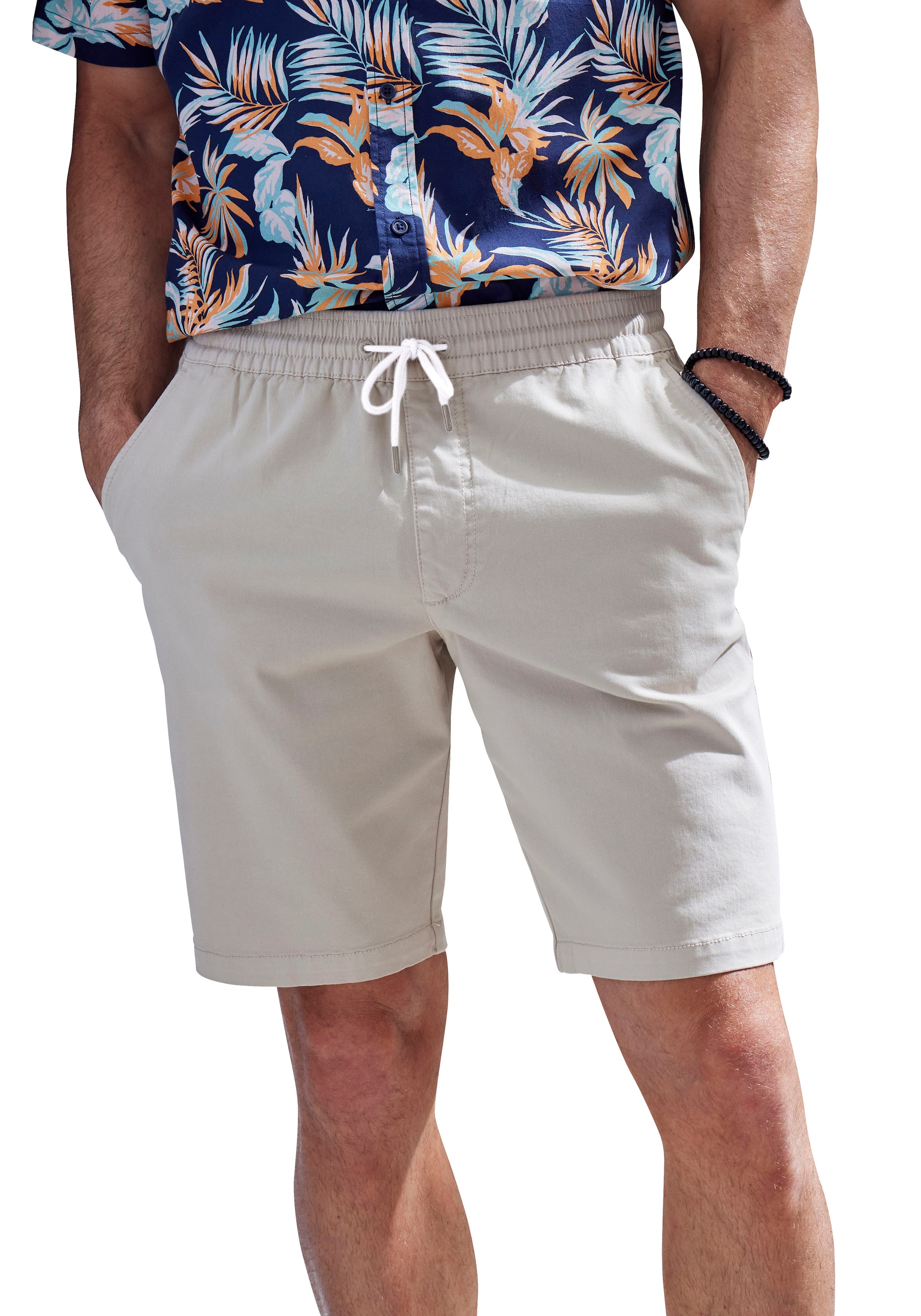 John Devin Shorts »Bermuda«, kurze Hose aus elastischer, gewebter Baumwollqualität