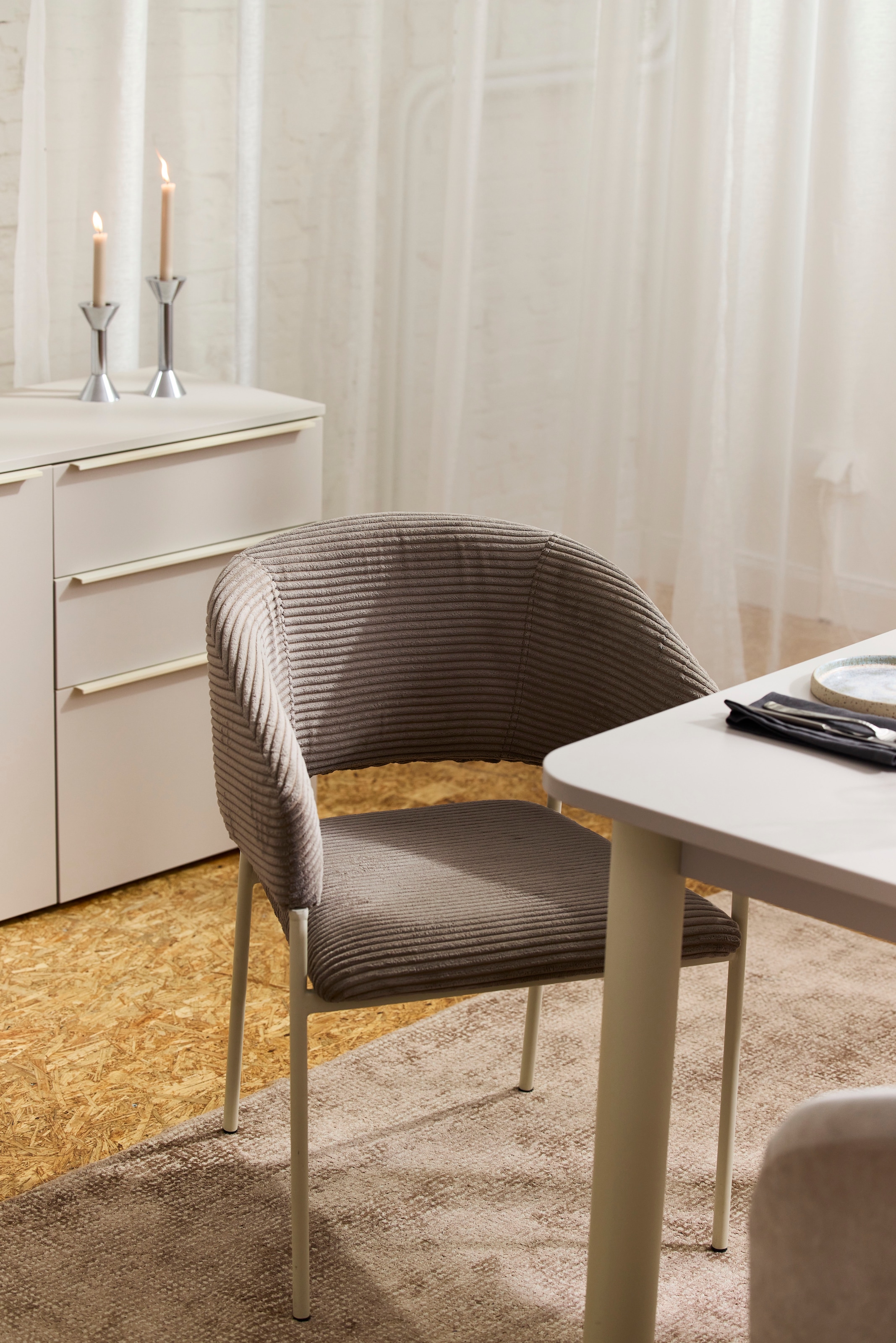 TOM TAILOR HOME Armlehnstuhl »EMBRACE ARMCHAIR«, (Set), 2 St., Breitcord, Esszimmerstuhl, mit Armlehnen, 4-Fußgestell, Rückenausschnitt