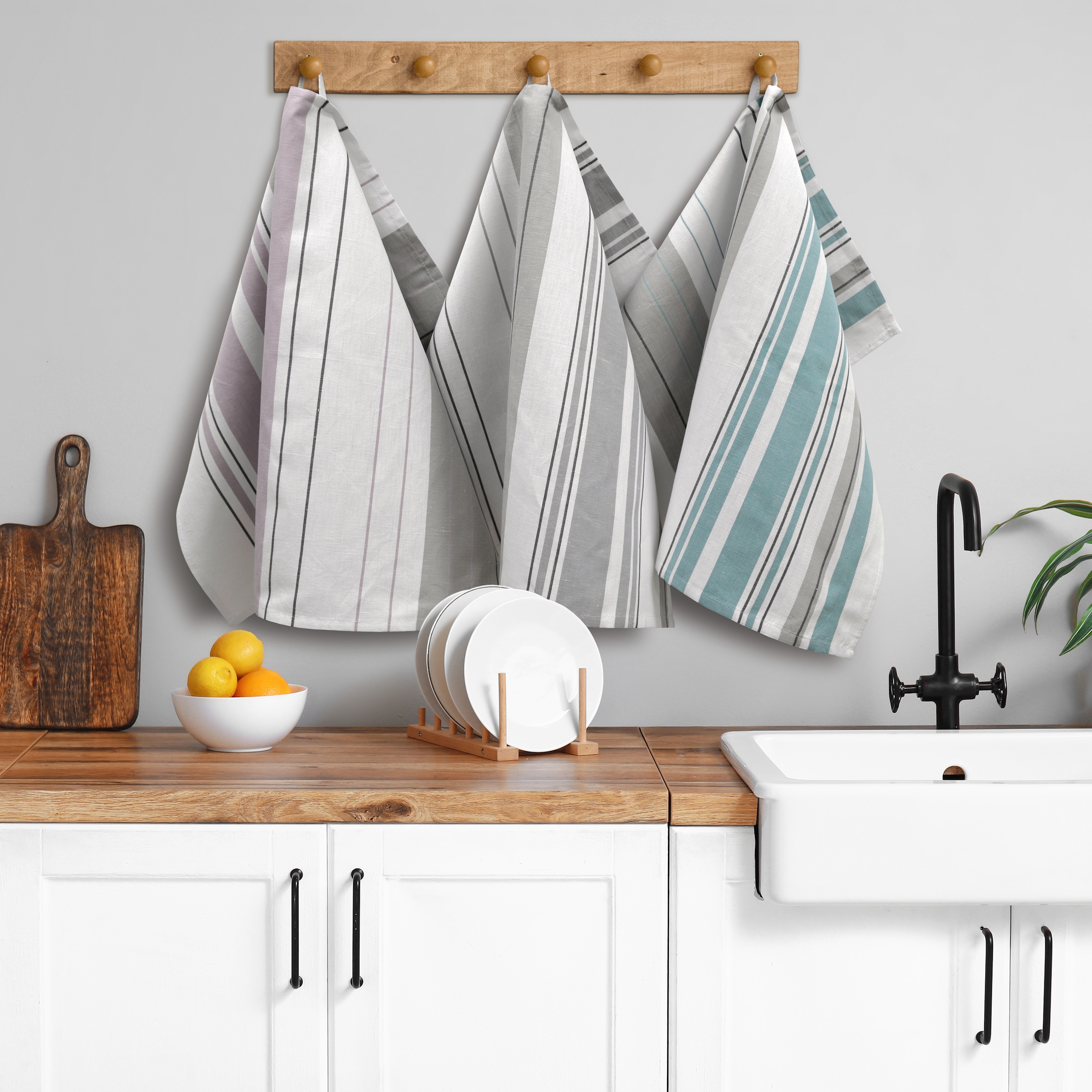 Dyckhoff Geschirrtuch »Streifenvielfalt«, (Set, 3 tlg.), 55 % Baumwolle, 45 % Leinen, saugfähig und fusselarm, 50x70 cm