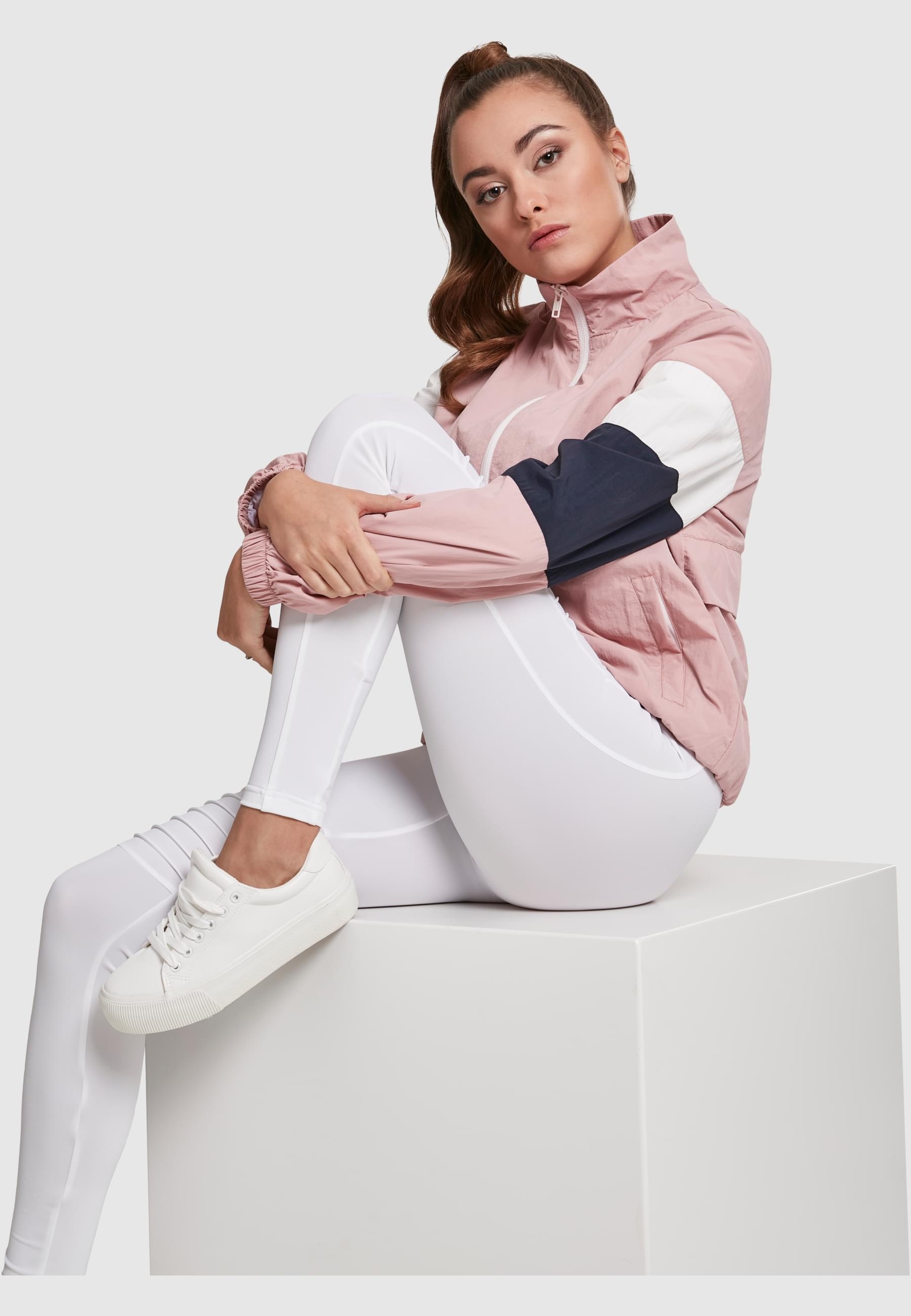 URBAN CLASSICS Allwetterjacke »Urban Classics Damen Ladies 3-Tone Crinkle Track Jacket« 1 Stk. tlg. ohne Kapuze