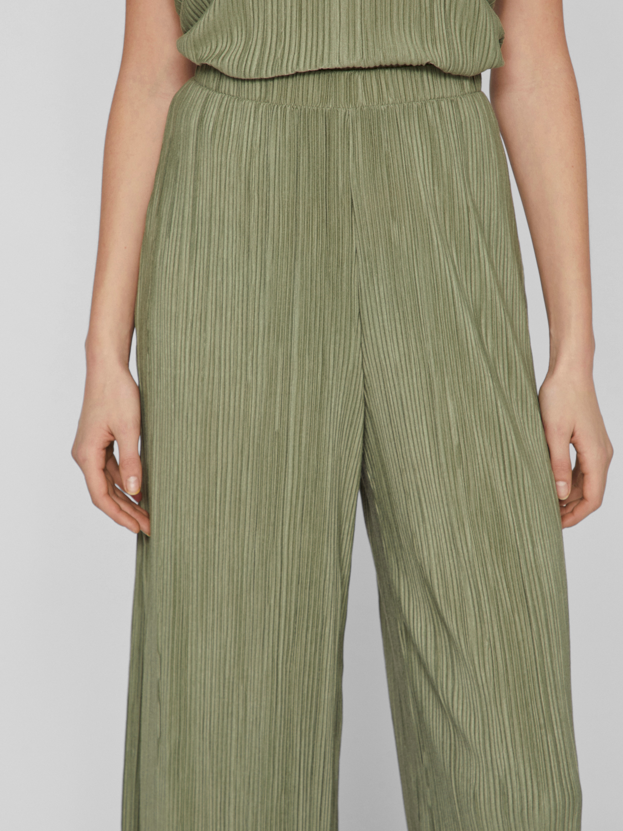 Vila Schlupfhose »VIPLISA HW CULOTTE PANTS - NOOS«  Sommerhose, plissierte Optik