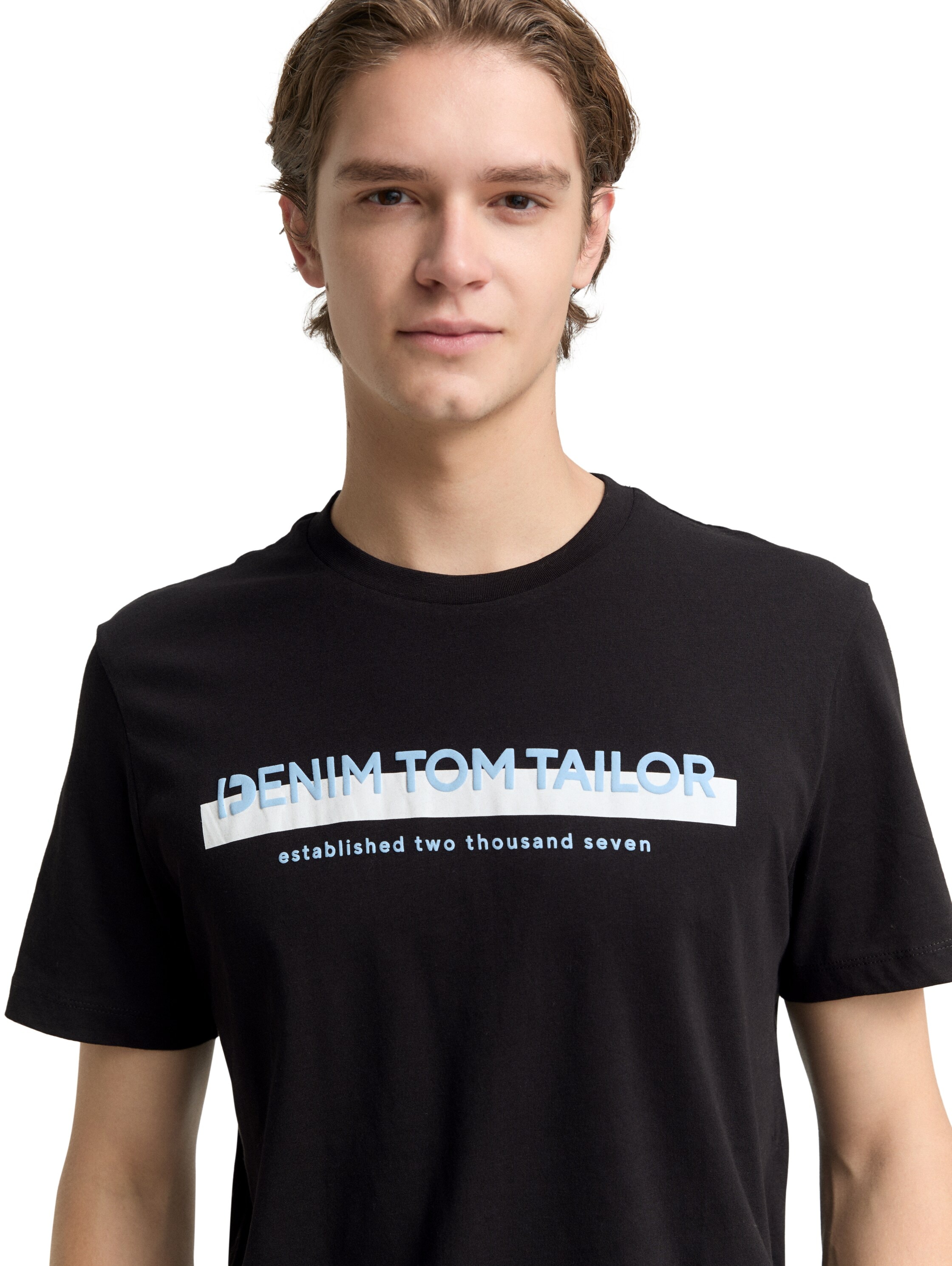 TOM TAILOR Denim Rundhalsshirt mit Logofrontprint