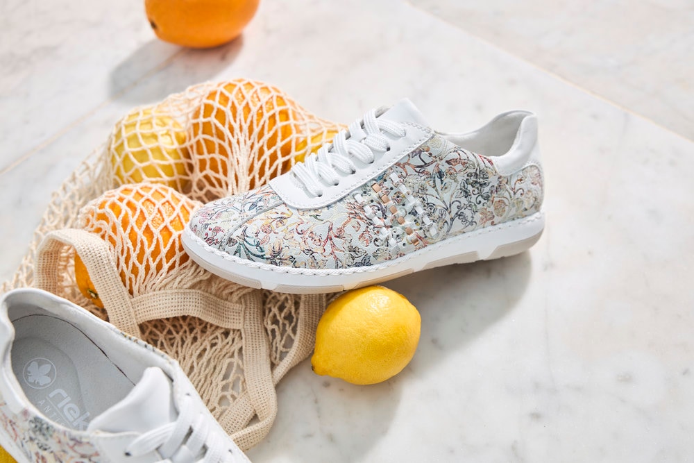 Rieker Sneaker  Schnürschuh, Halbschuh, Freizeitsneaker mit floraler Musterung