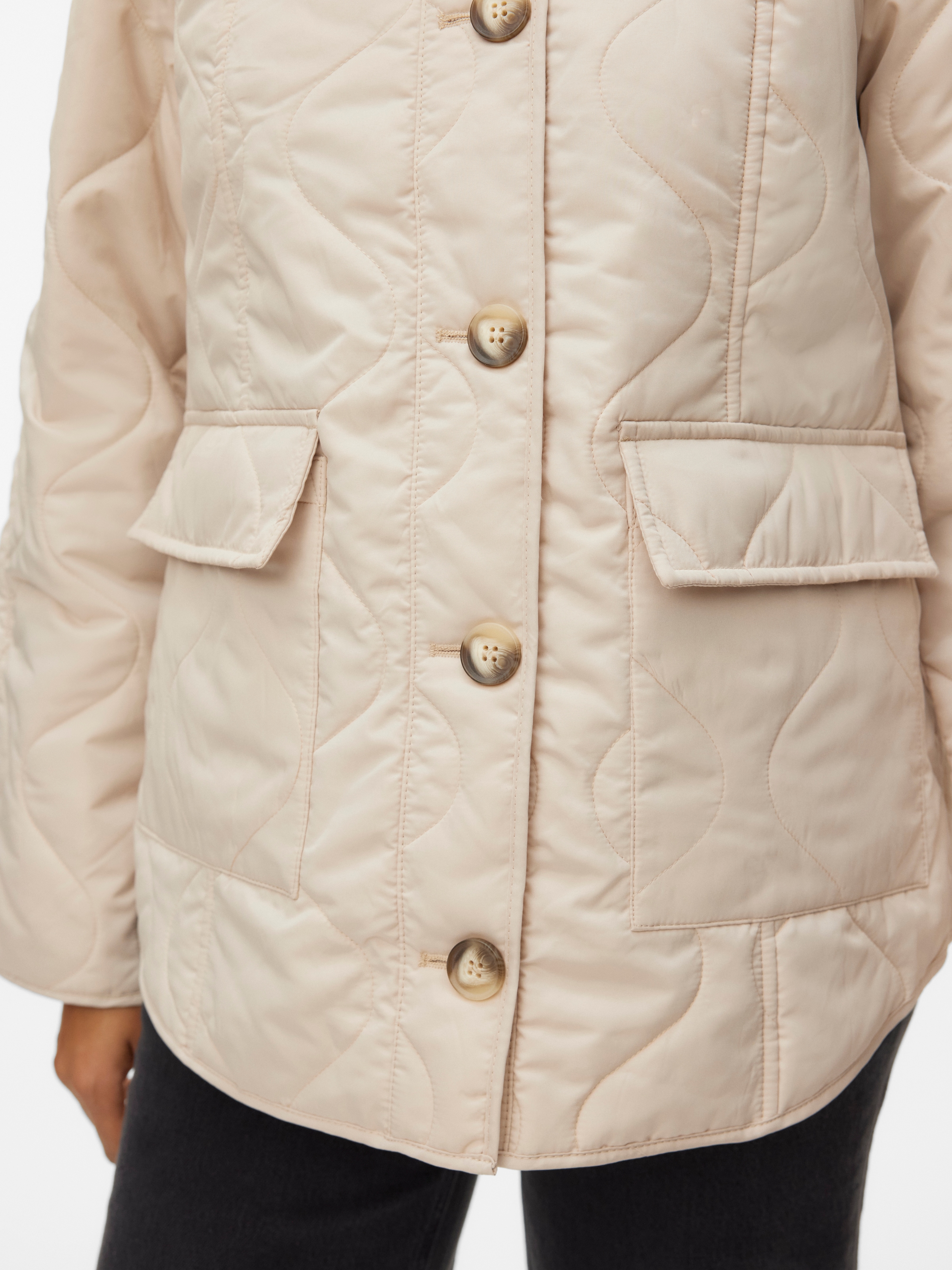 Vero Moda Steppjacke »VMMILLIE JACKET NOOS« mit durchgehender Knopfleiste