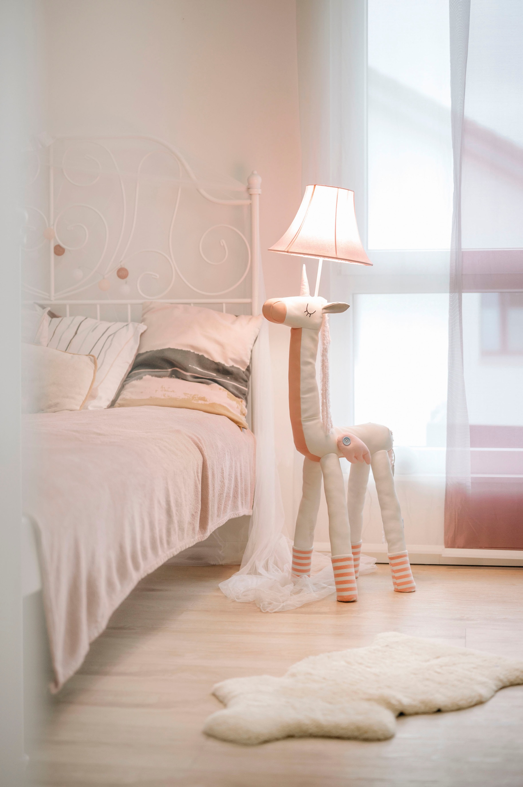 Happy Lamps for smiling eyes LED Stehlampe »Bonita das Einhorn«, 1 flammig, Leuchtmittel GU 5,3 | LED fest integriert, Hochwertig, Einzigartig