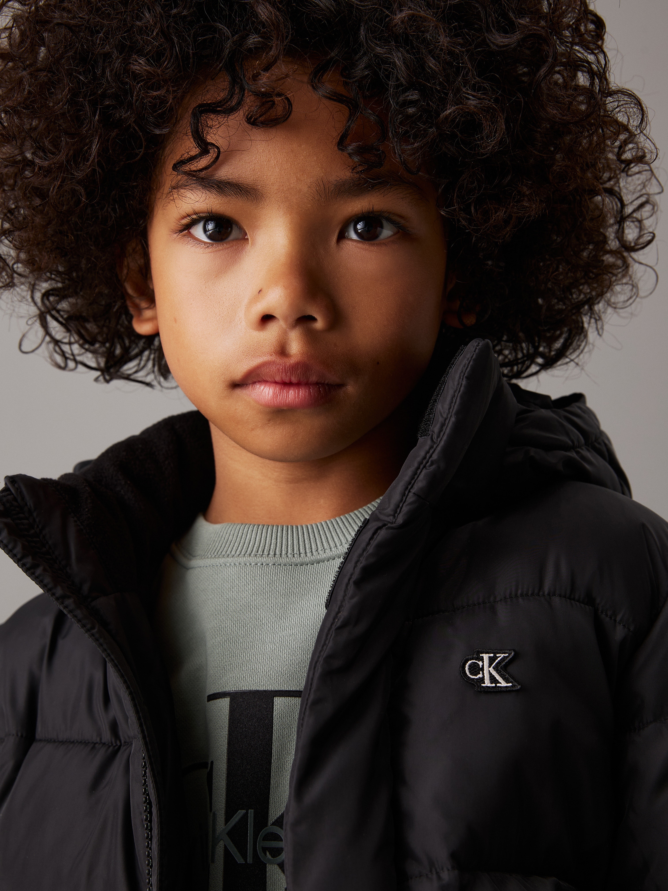 Calvin Klein Jeans Winterjacke »ESSENTIAL PUFFER JACKET«, mit Kapuze, für Kinder bis 16 Jahre und Calvin Klein Markenlabel