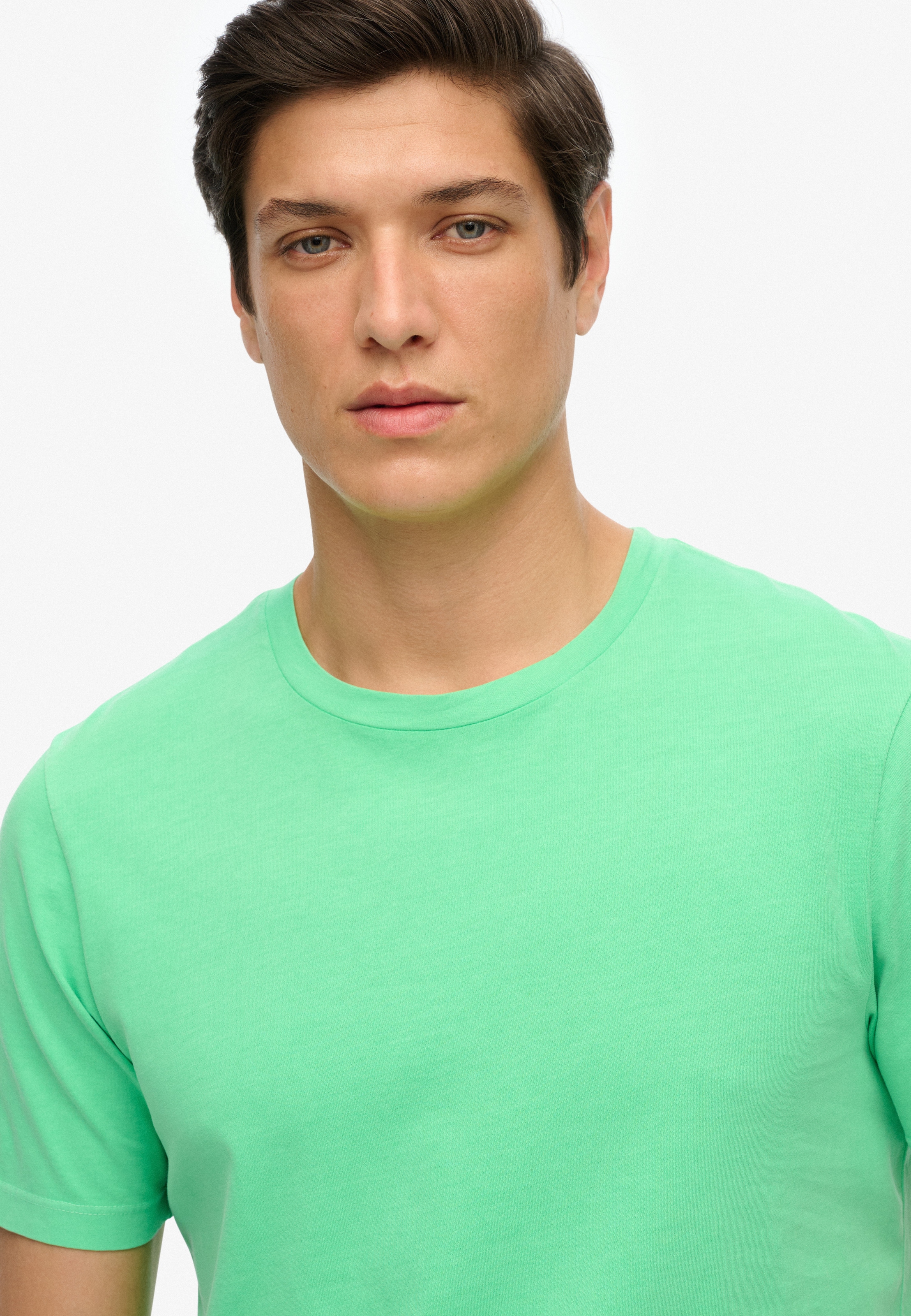 Superdry Rundhalsshirt »CLASSIC ESSENTIAL TEE«