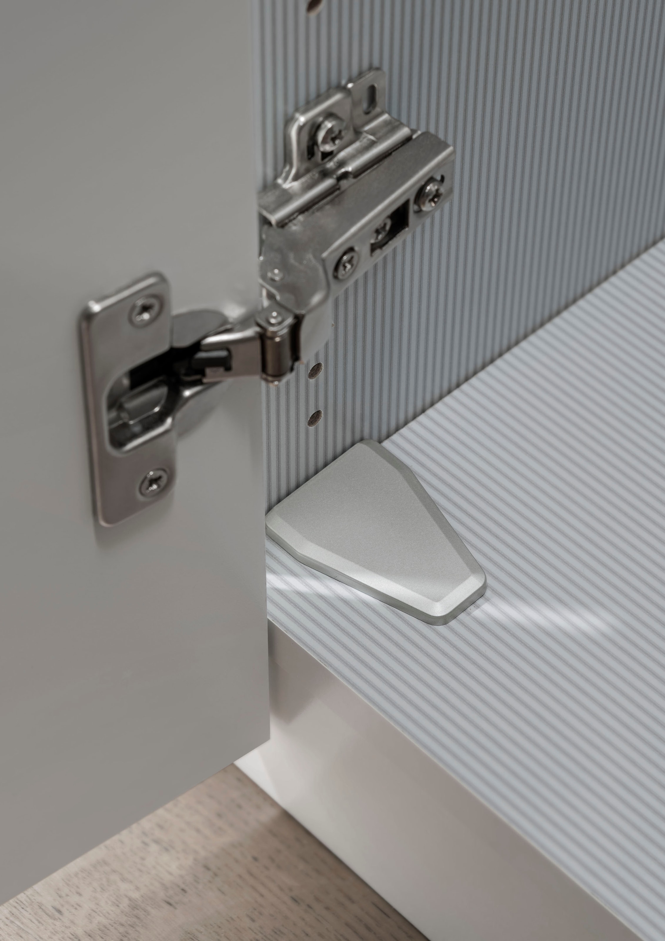 WIEMANN Kleiderschrank »Acapulco« hochwertige Beschläge