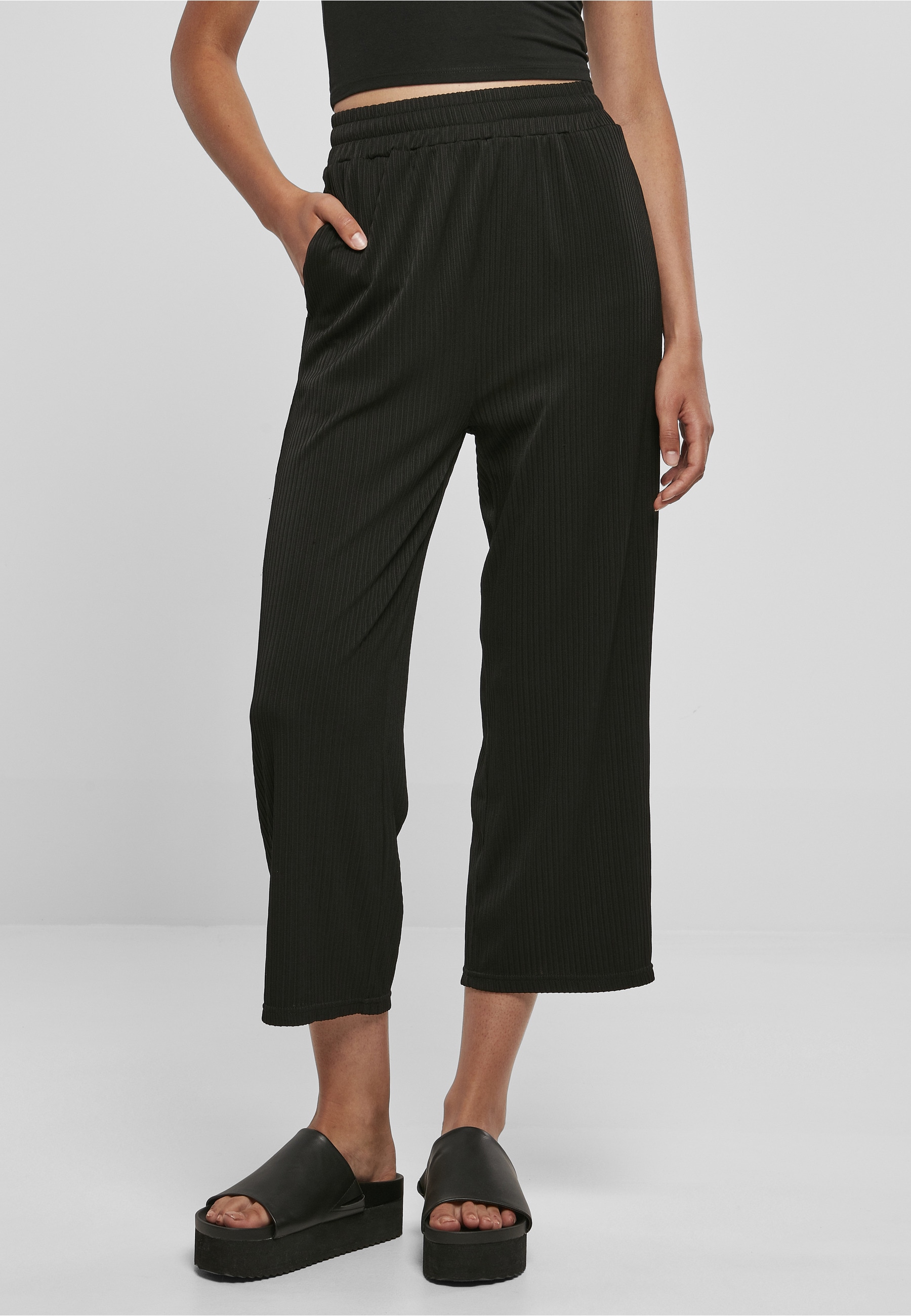 URBAN CLASSICS Culotte »Urban Classics Damen Ladies Straight Leg Rib Interlock Culotte«