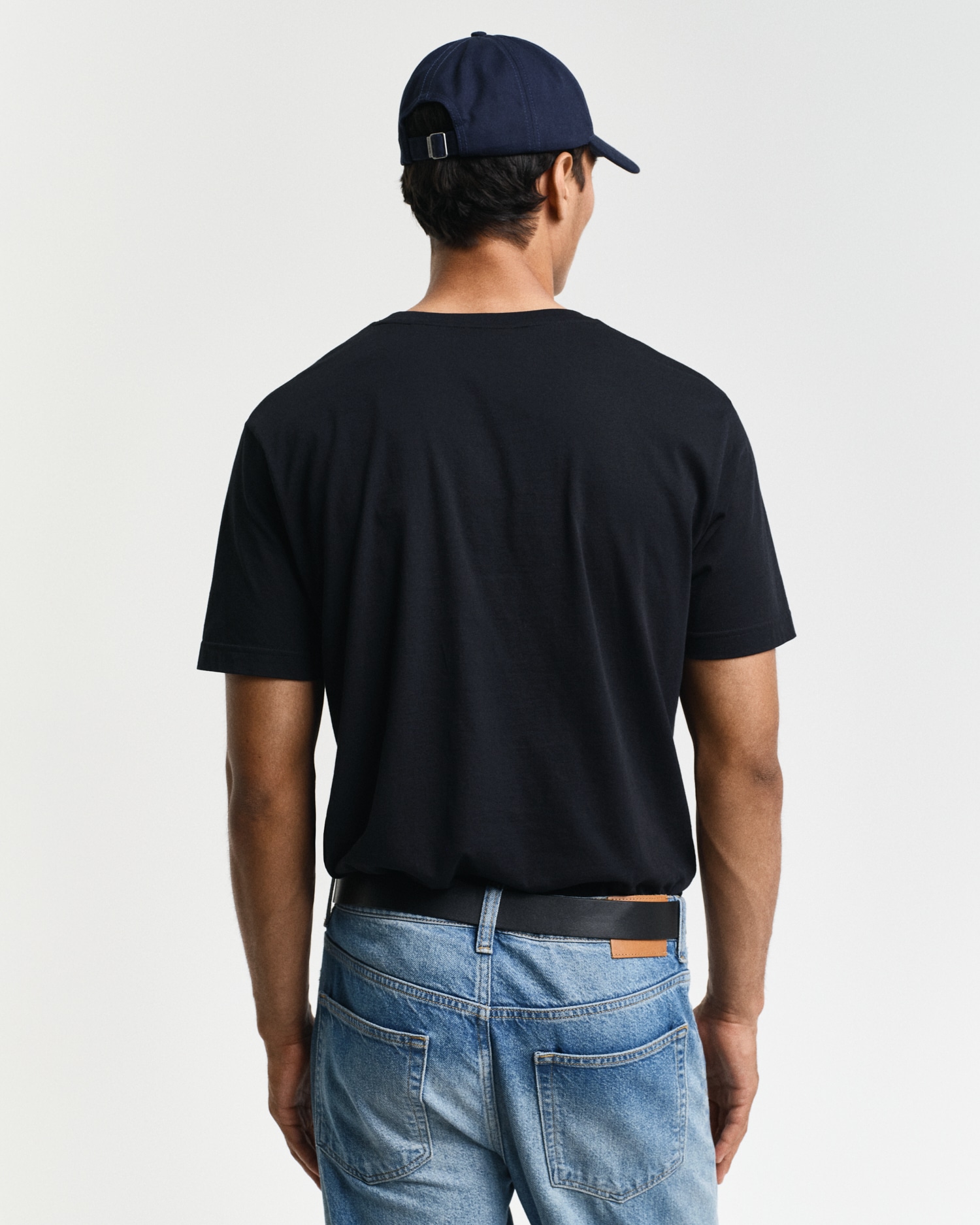 Gant T-Shirt »REG ARCHIVE SHIELD SS T-SHIRT« mit Logodruck auf der Brust