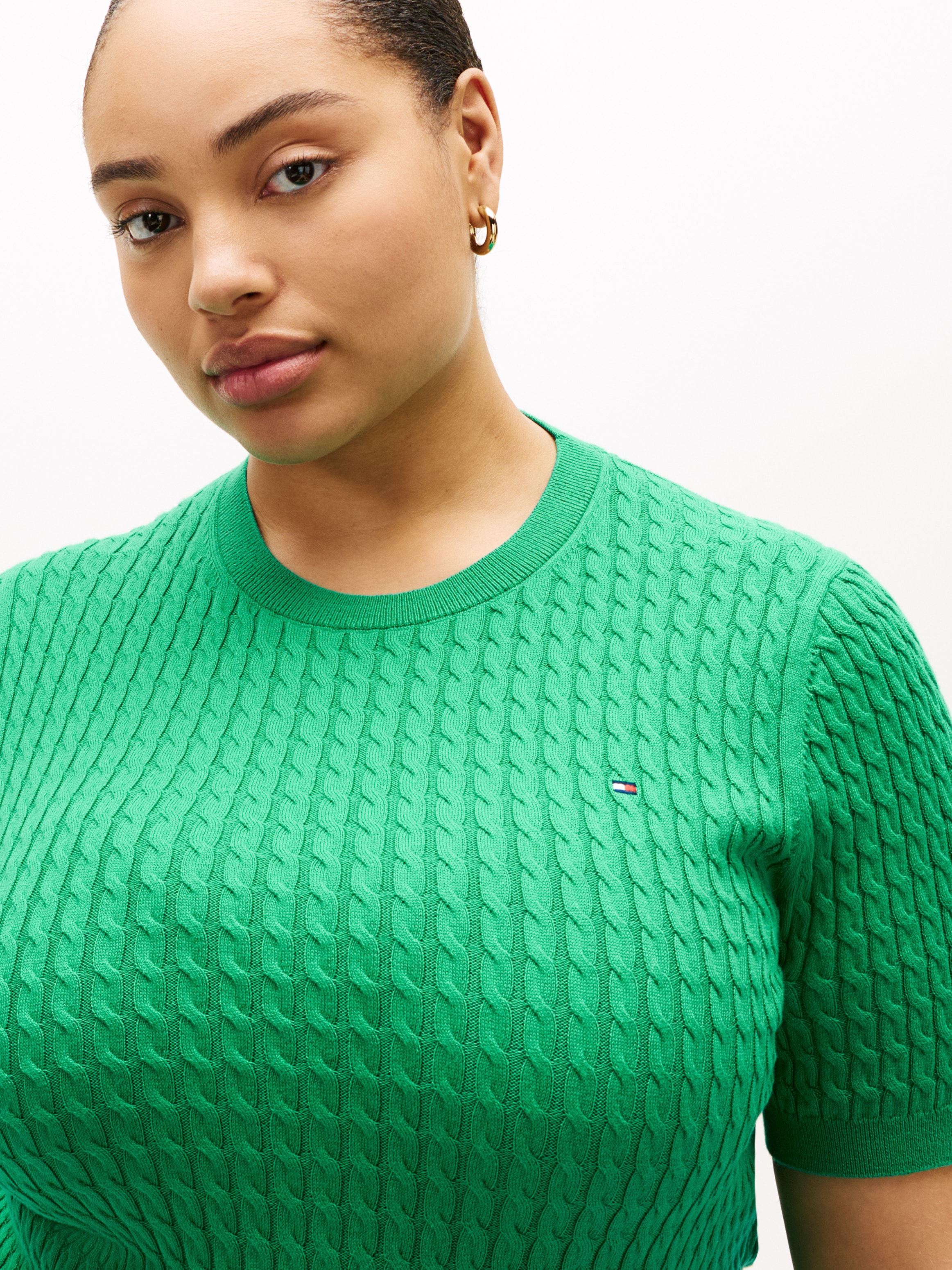 Tommy Hilfiger Curve Rundhalspullover »CRV CO CABLE FINE GG CNK S/S SWT« in großen Größen, mit Zopfmuster