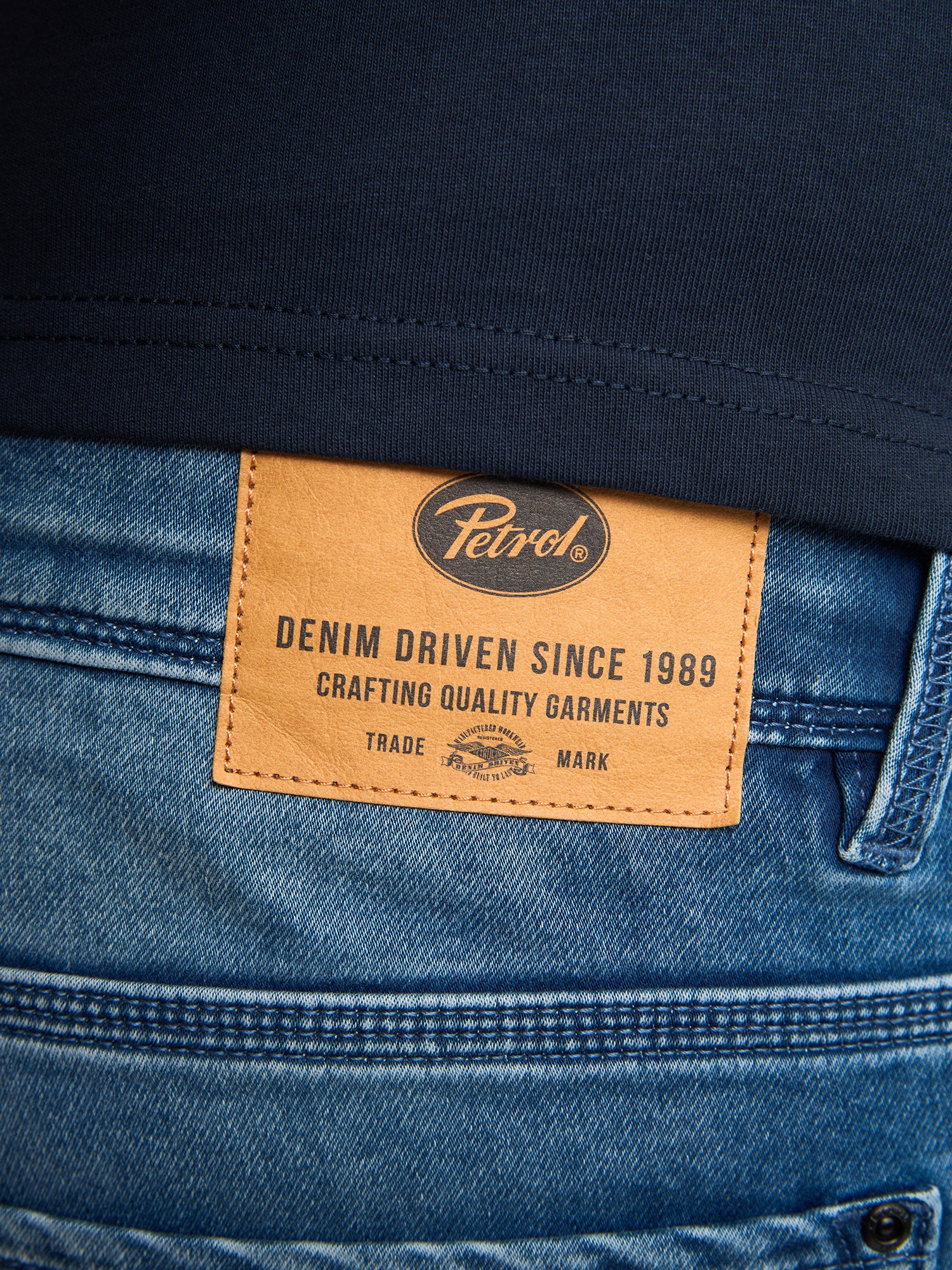 Petrol Industries Jeansshorts, mit Aufschlag