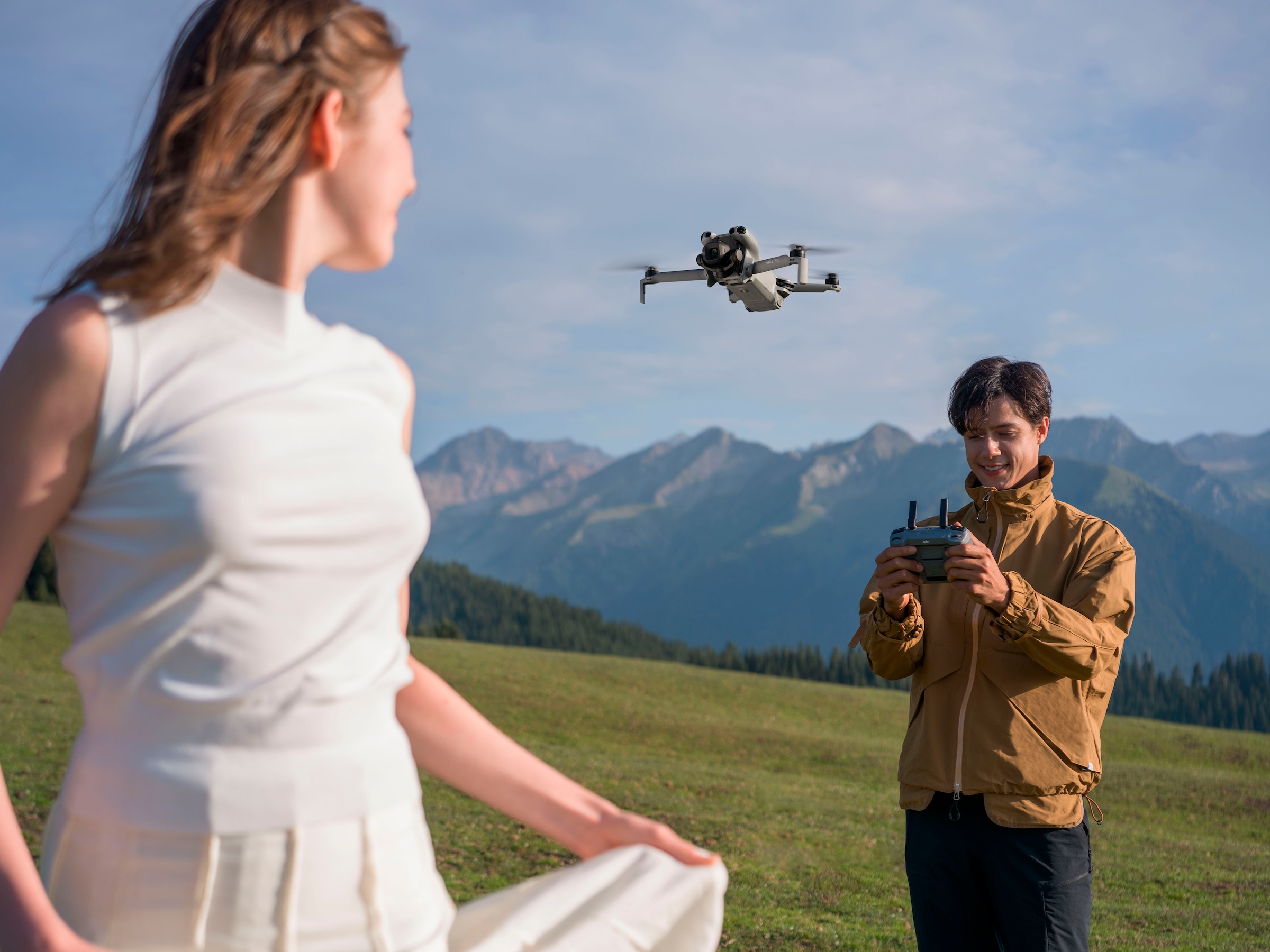 DJI Drohne »Mini 5 Pro«, (Set, DJI RC-N3 Fernsteuerung)