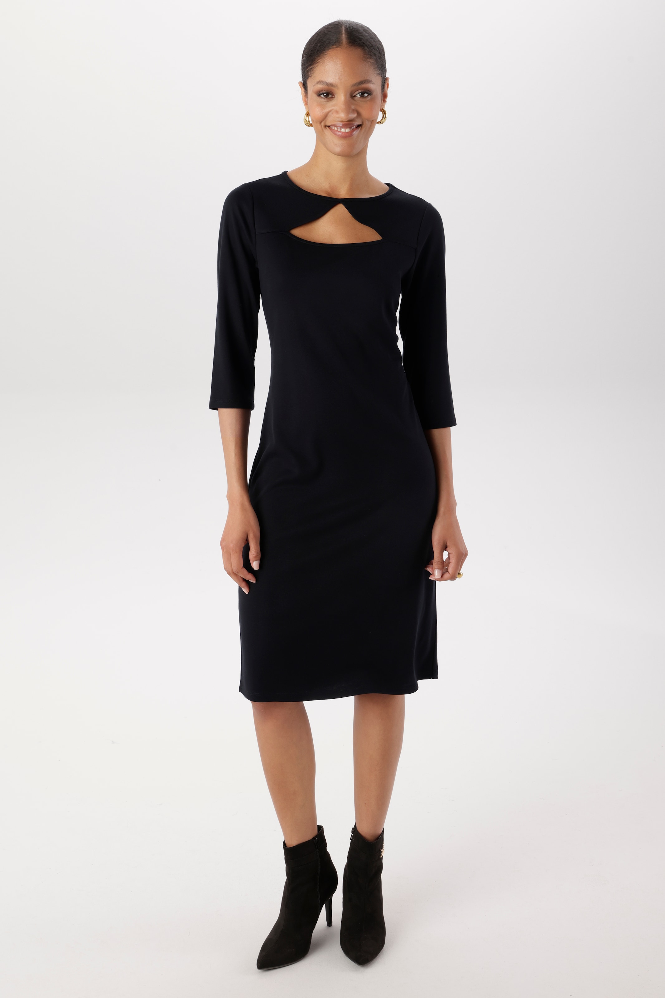 Aniston SELECTED Shirtkleid großzügiger Cut-Out am Rundhalsausschnitt - NEUE KOLLEKTION