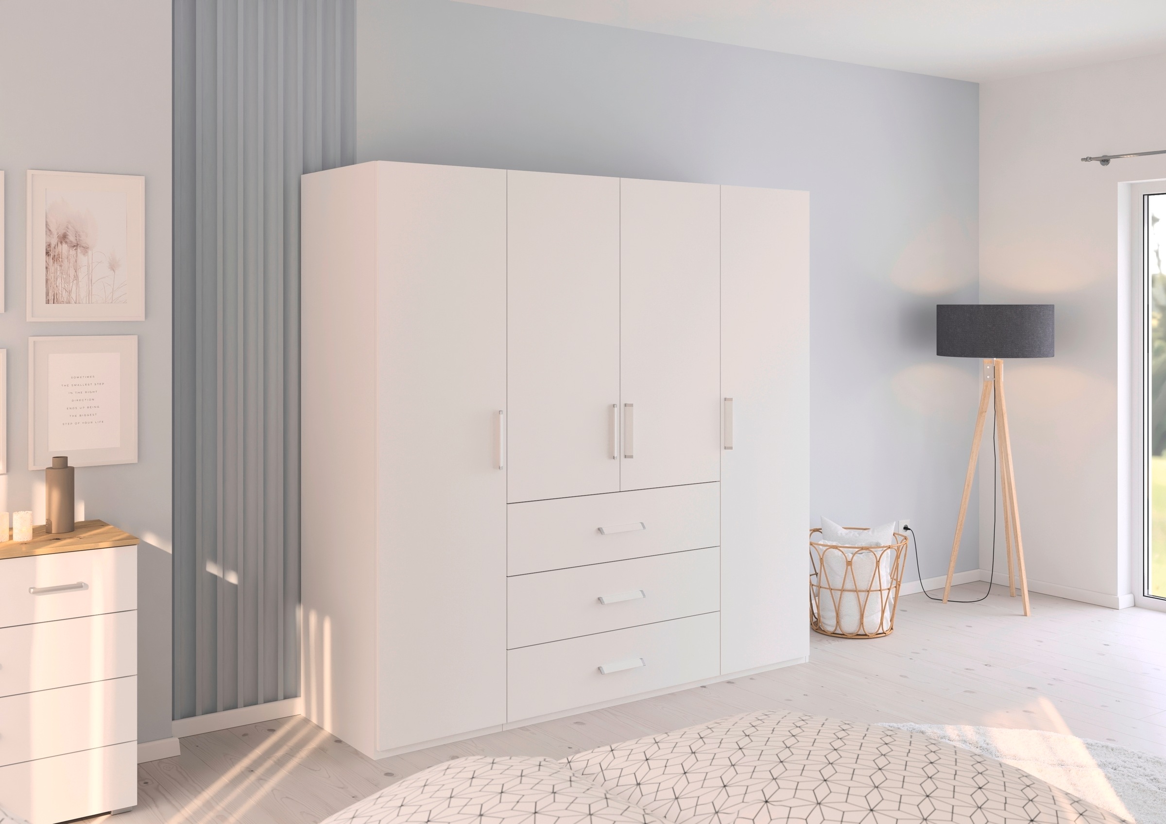 rauch Drehtürenschrank »Kleiderschrank Schrank Garderobe Schlafzimmerschrank EVELYN«, (in 2 Höhen 197 oder 210 cm erhältlich), in elegantem Stil mit Schubladen 3 Breiten und 2 Höhen MADE IN GERMANY