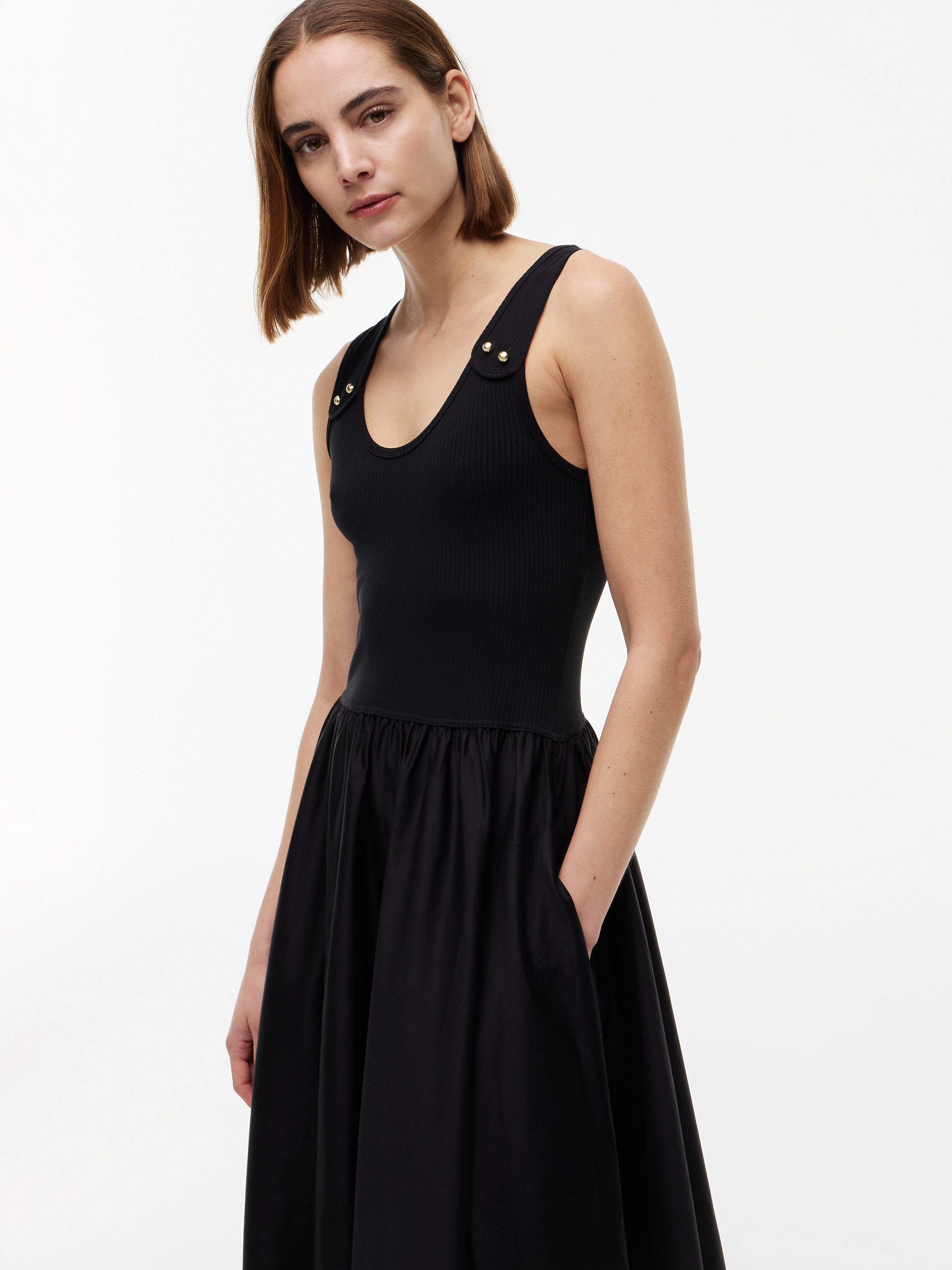 Tommy Hilfiger A-Linien-Kleid »5X2 RIB MIX MEDIA DRESS« Eingrifftaschen Baumwollmischung, figurbetont, Oberteil in gerippter Struktur