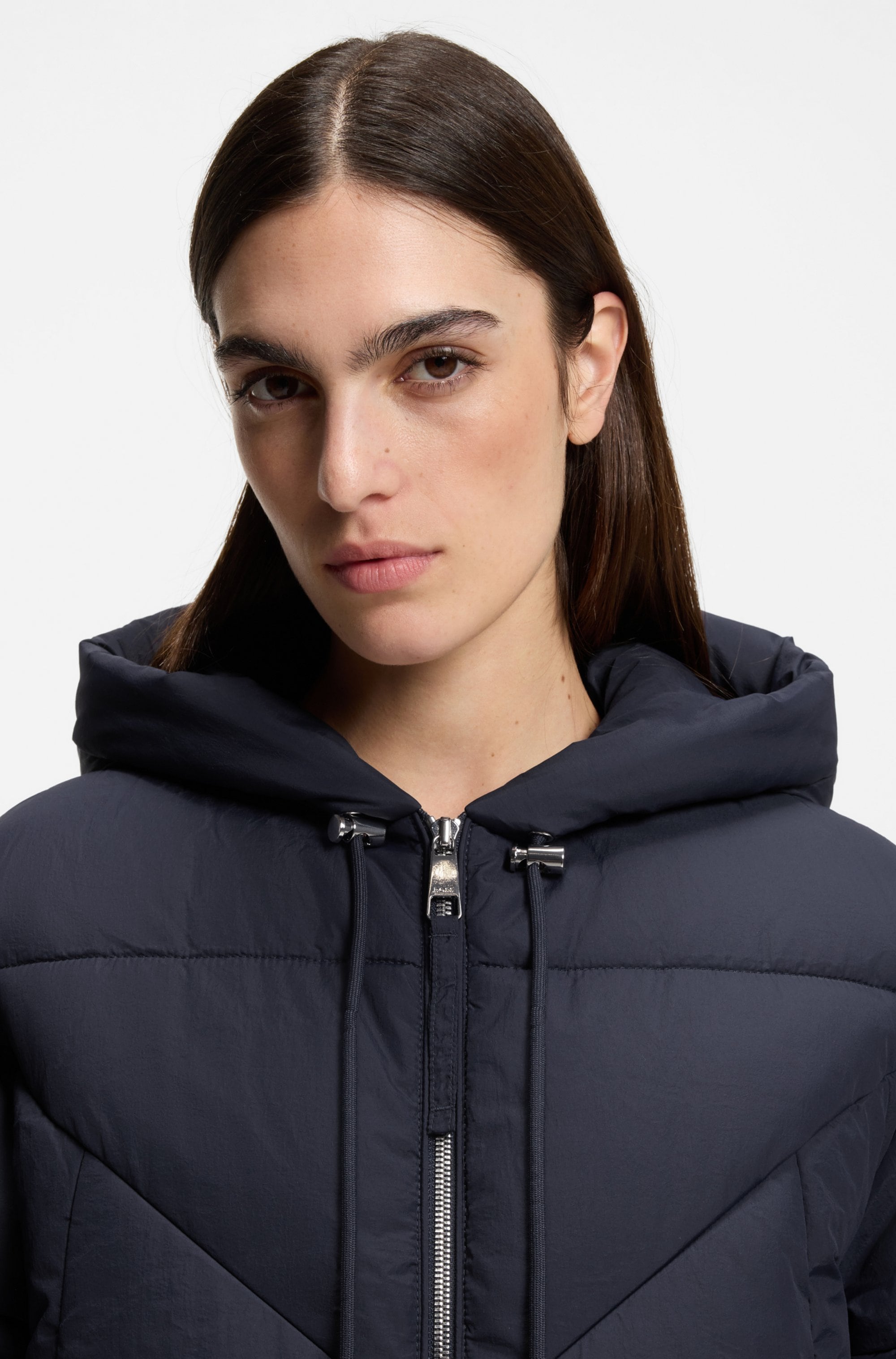 BOSS ORANGE Steppmantel »Piapolly Premium Damenmode« mit Kapuze, Chevron-Steppung